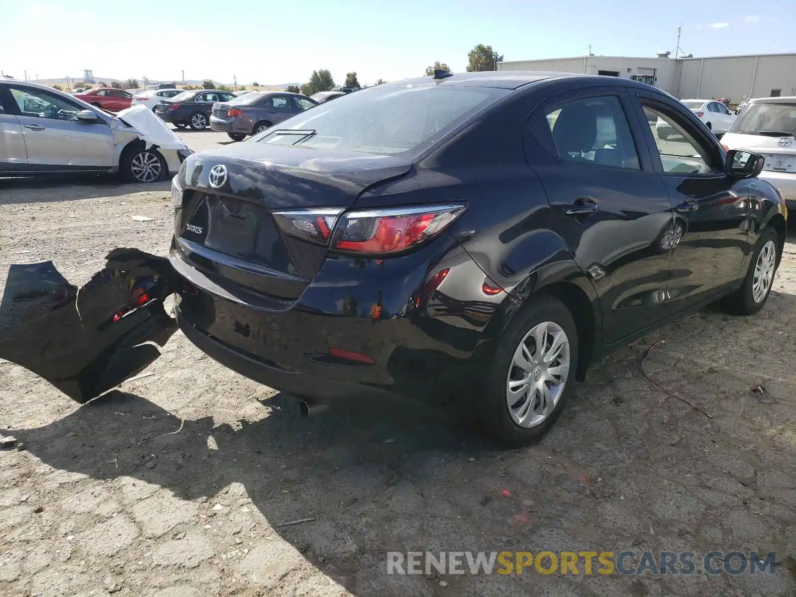 4 Photograph of a damaged car 3MYDLBYV6KY513445 TOYOTA YARIS 2019