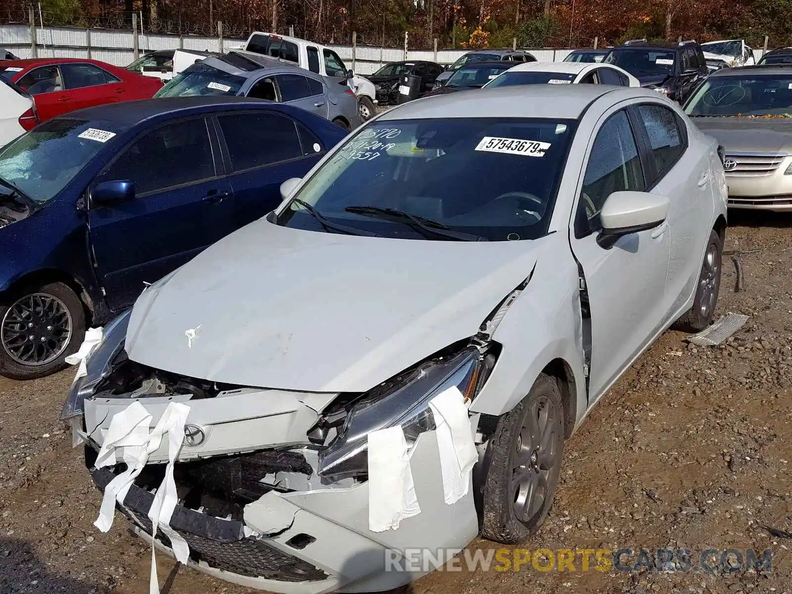 2 Photograph of a damaged car 3MYDLBYV6KY513770 TOYOTA YARIS 2019