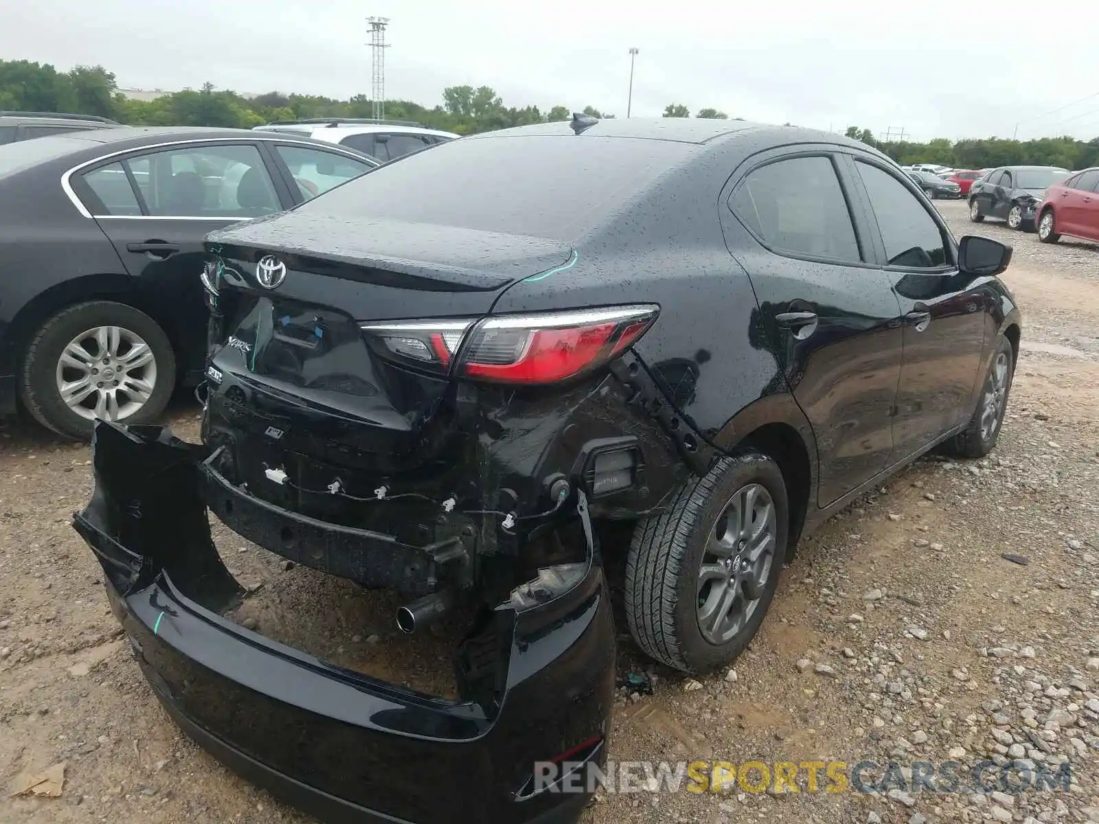 4 Photograph of a damaged car 3MYDLBYV6KY514577 TOYOTA YARIS 2019