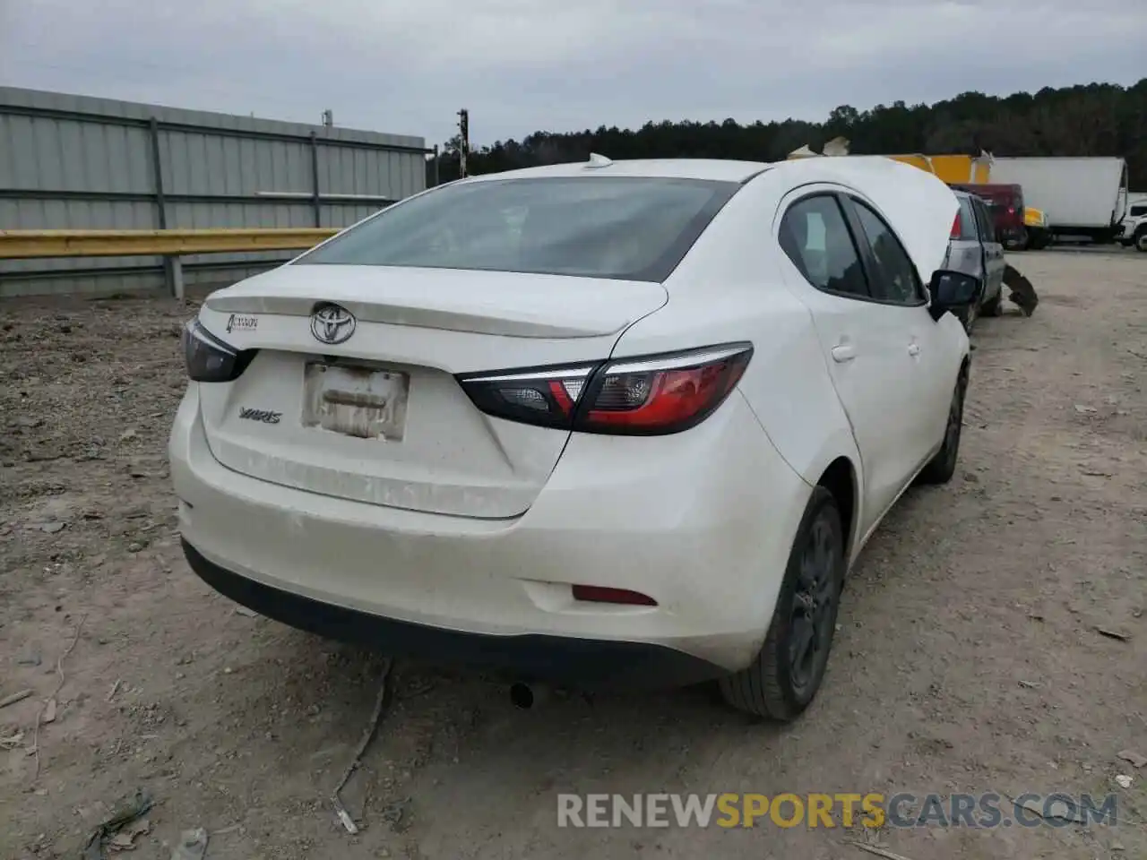 4 Photograph of a damaged car 3MYDLBYV6KY515146 TOYOTA YARIS 2019