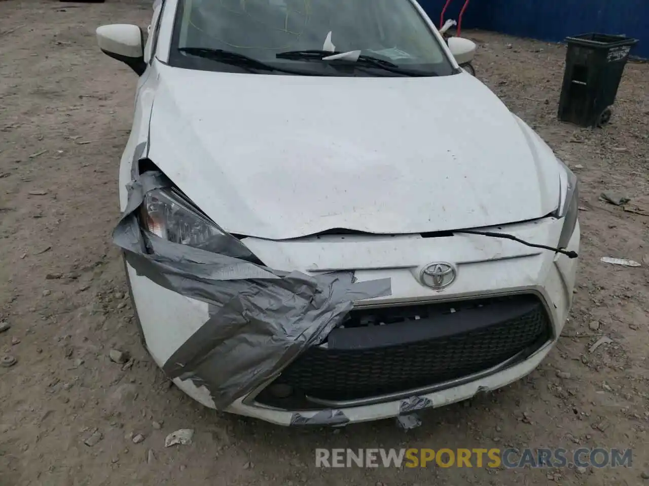 9 Photograph of a damaged car 3MYDLBYV6KY515146 TOYOTA YARIS 2019