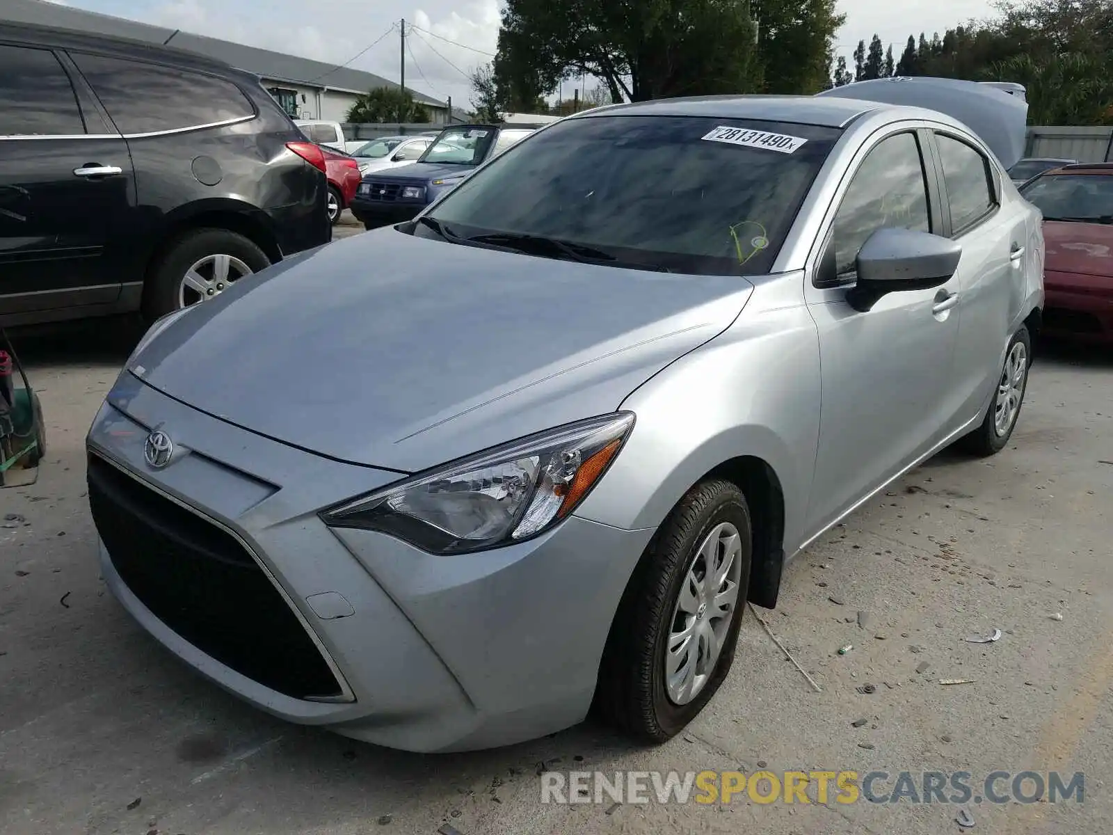 2 Photograph of a damaged car 3MYDLBYV6KY516278 TOYOTA YARIS 2019