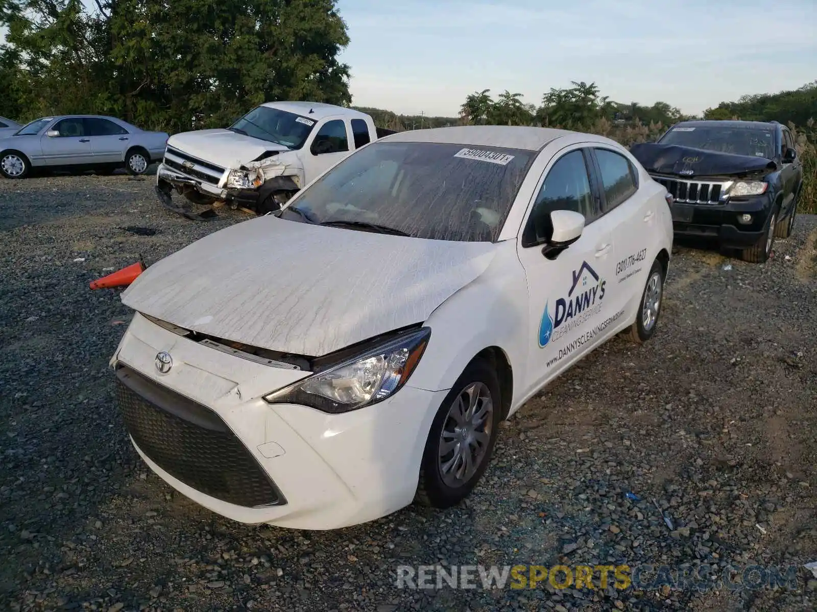 2 Photograph of a damaged car 3MYDLBYV6KY516524 TOYOTA YARIS 2019