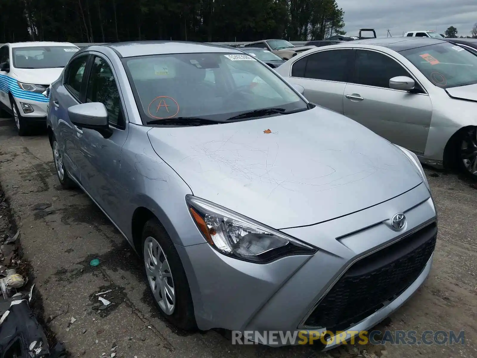 1 Photograph of a damaged car 3MYDLBYV6KY517592 TOYOTA YARIS 2019