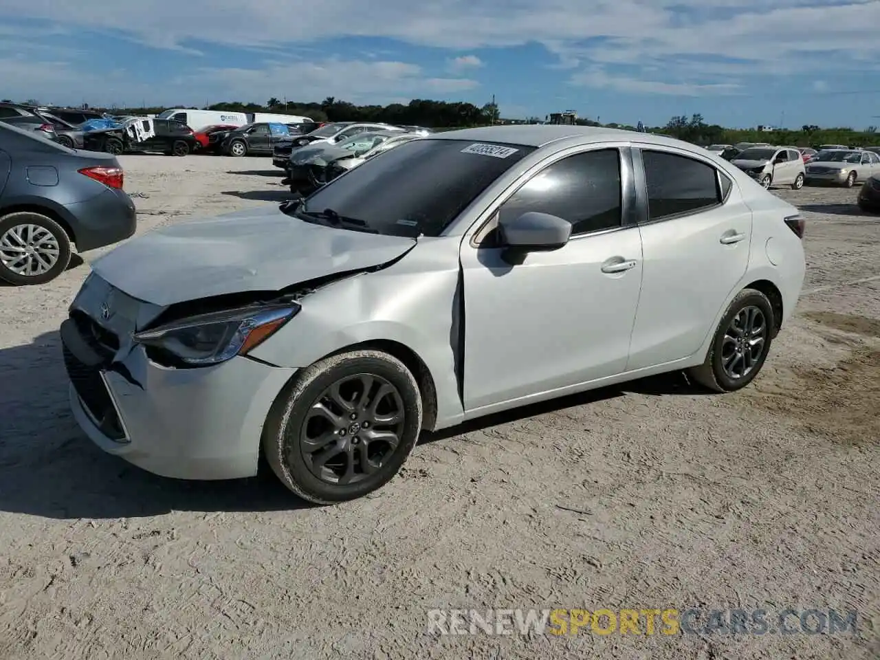 1 Photograph of a damaged car 3MYDLBYV6KY517642 TOYOTA YARIS 2019