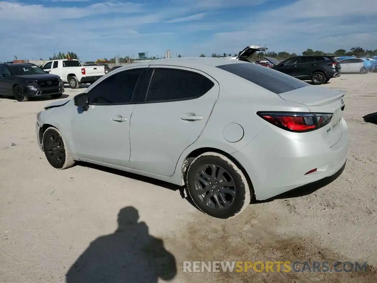 2 Photograph of a damaged car 3MYDLBYV6KY517642 TOYOTA YARIS 2019