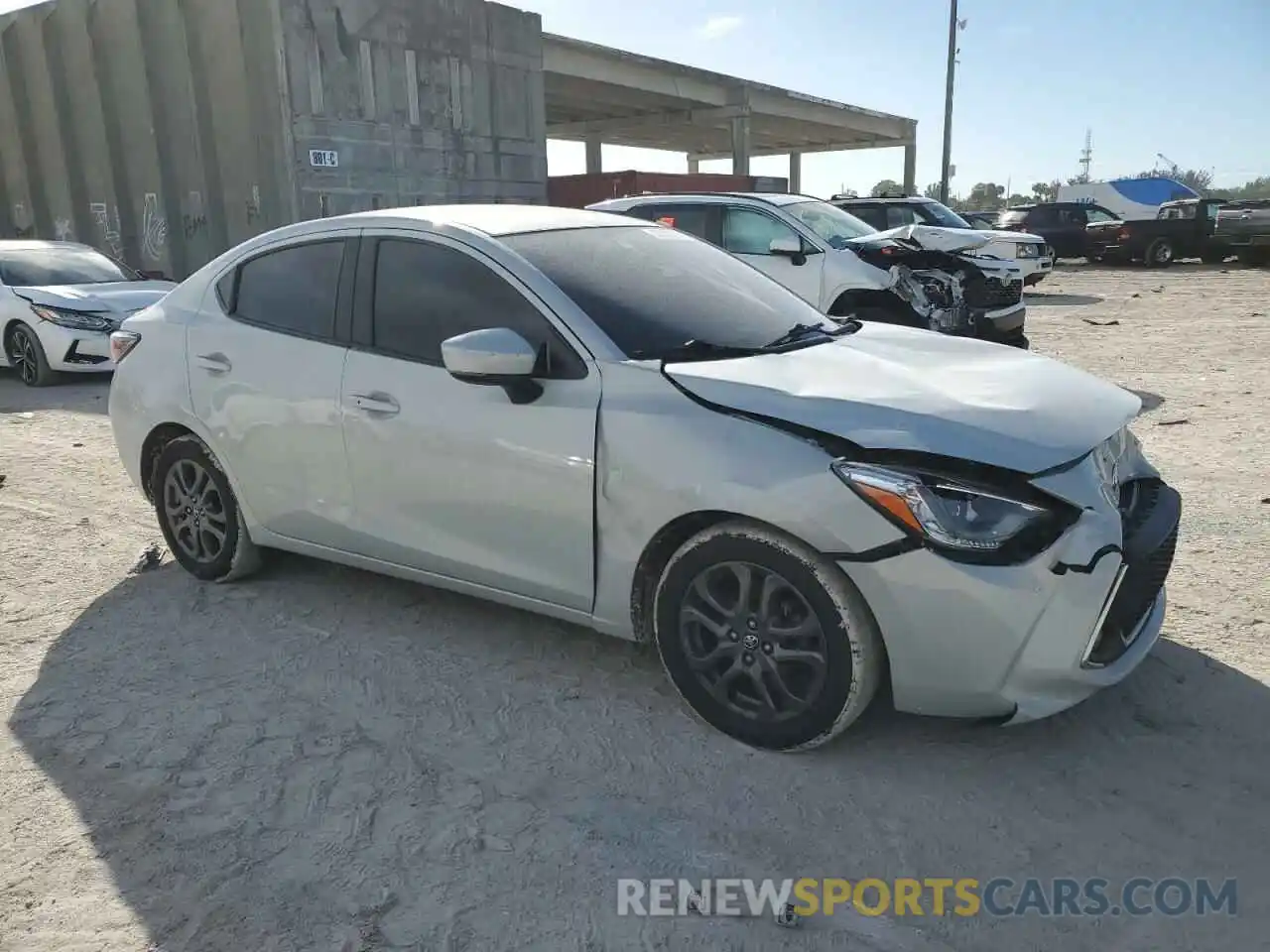 4 Photograph of a damaged car 3MYDLBYV6KY517642 TOYOTA YARIS 2019