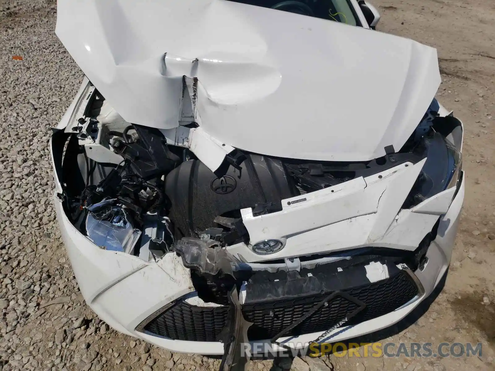 9 Photograph of a damaged car 3MYDLBYV6KY518757 TOYOTA YARIS 2019