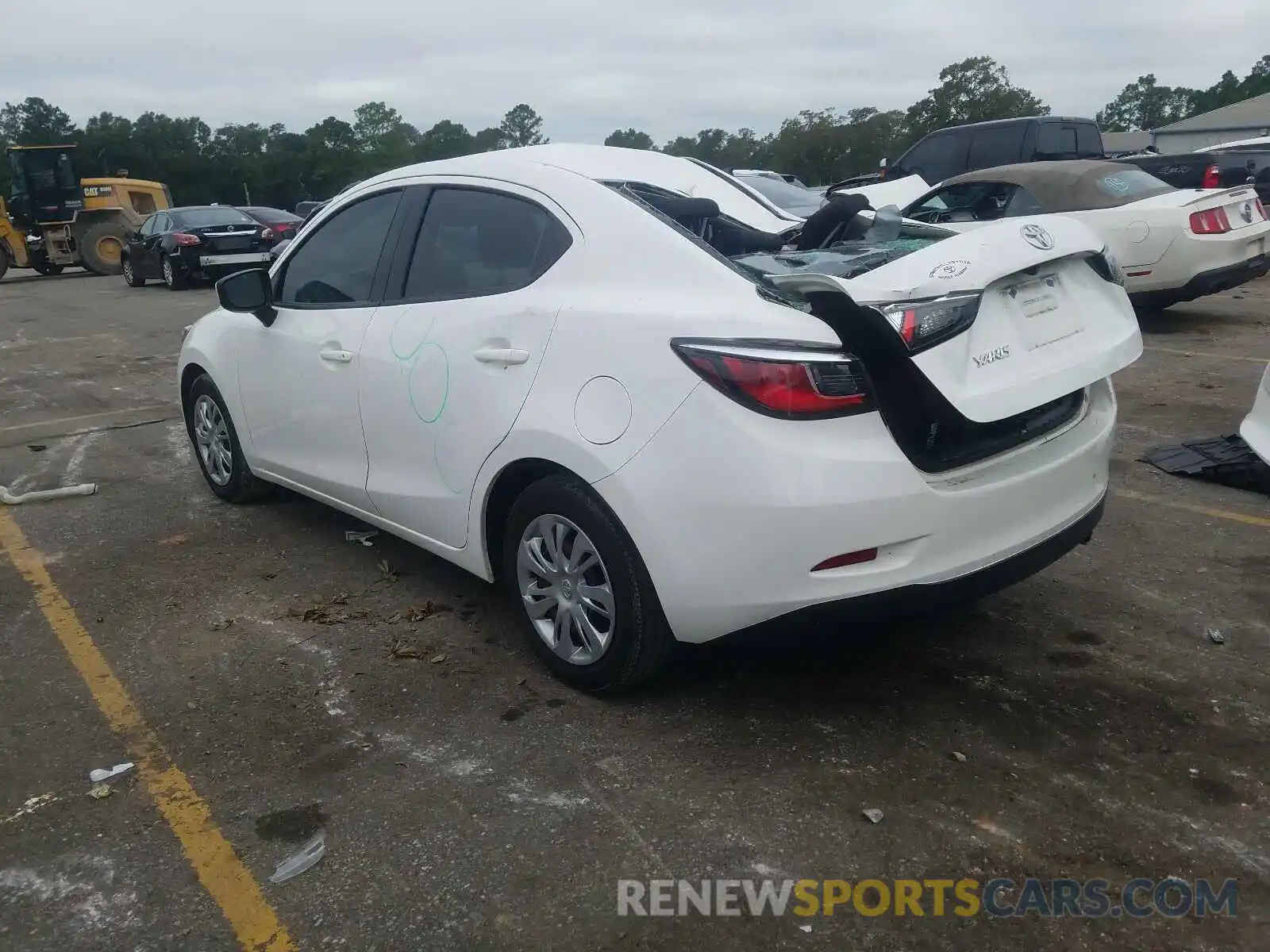 3 Photograph of a damaged car 3MYDLBYV6KY518869 TOYOTA YARIS 2019