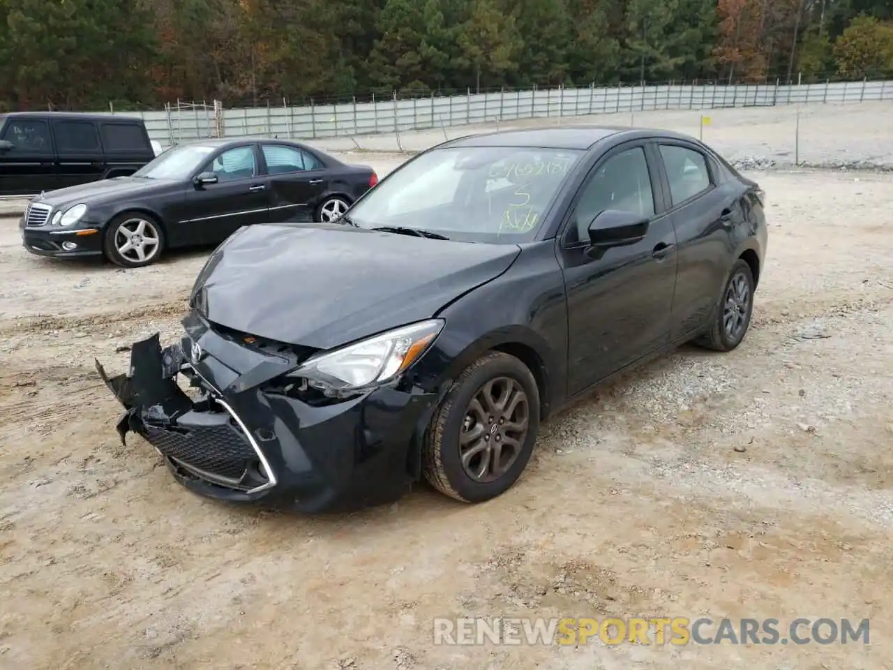 2 Photograph of a damaged car 3MYDLBYV6KY519018 TOYOTA YARIS 2019