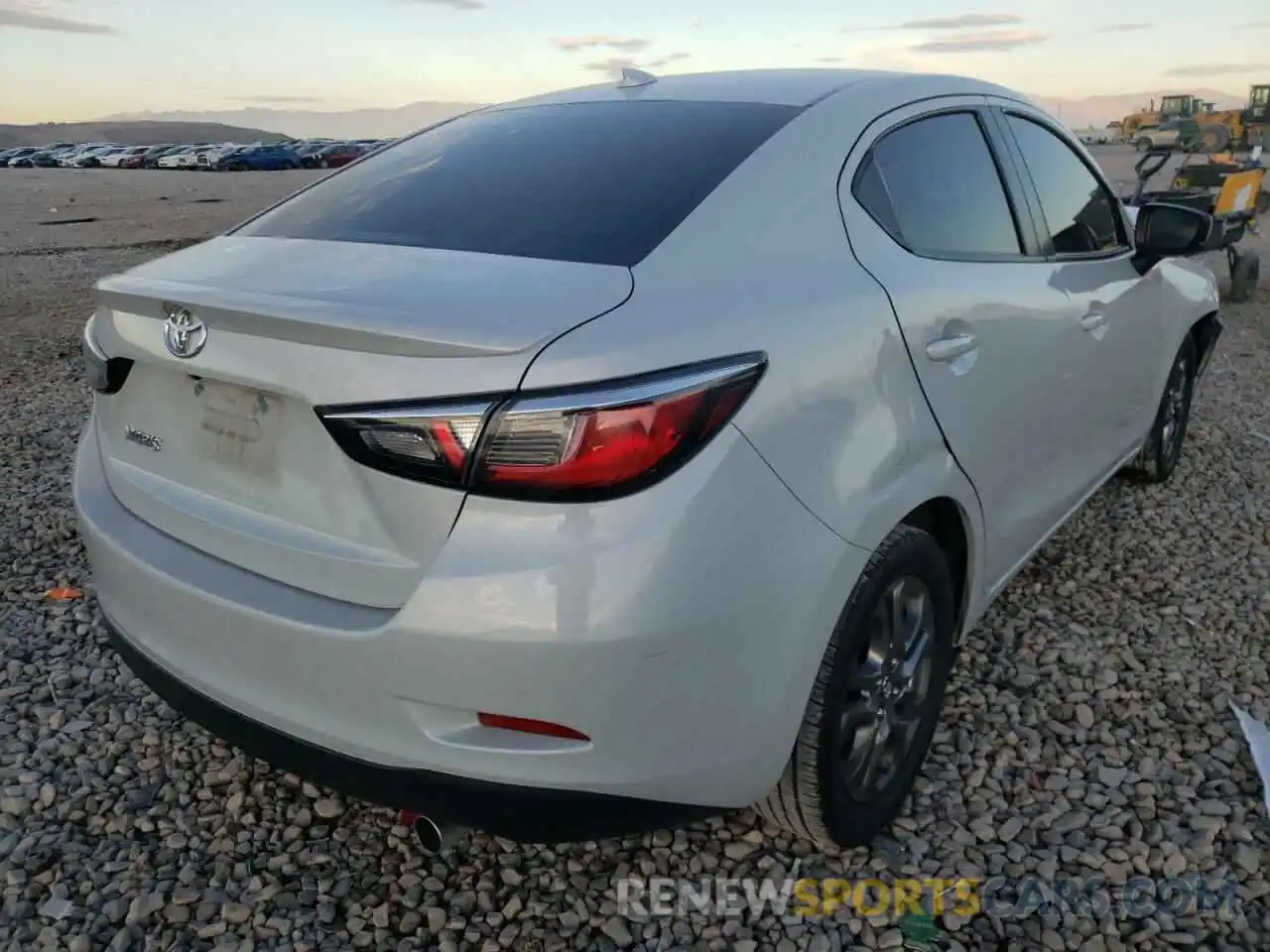 4 Photograph of a damaged car 3MYDLBYV6KY520086 TOYOTA YARIS 2019