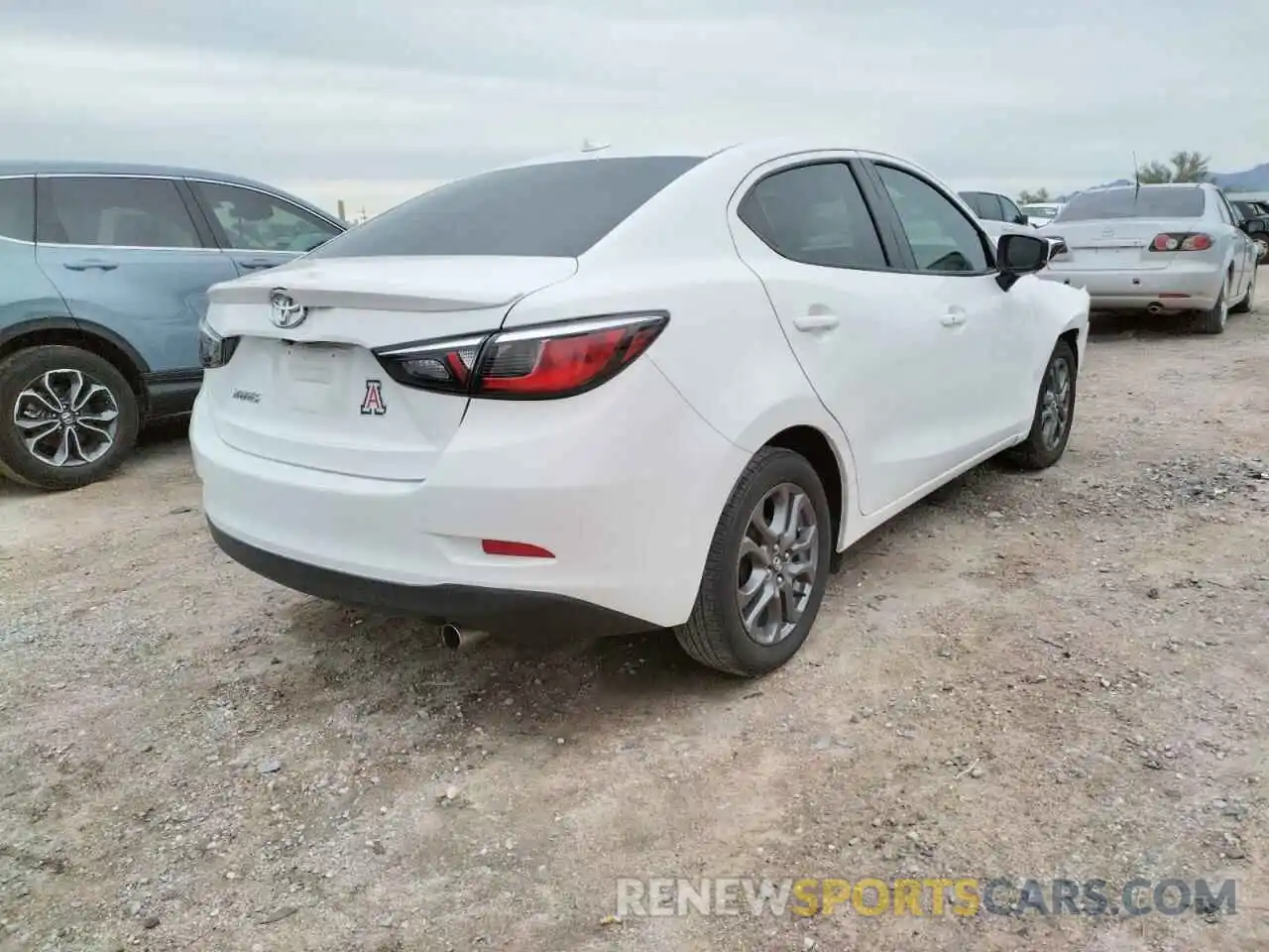 4 Photograph of a damaged car 3MYDLBYV6KY520427 TOYOTA YARIS 2019