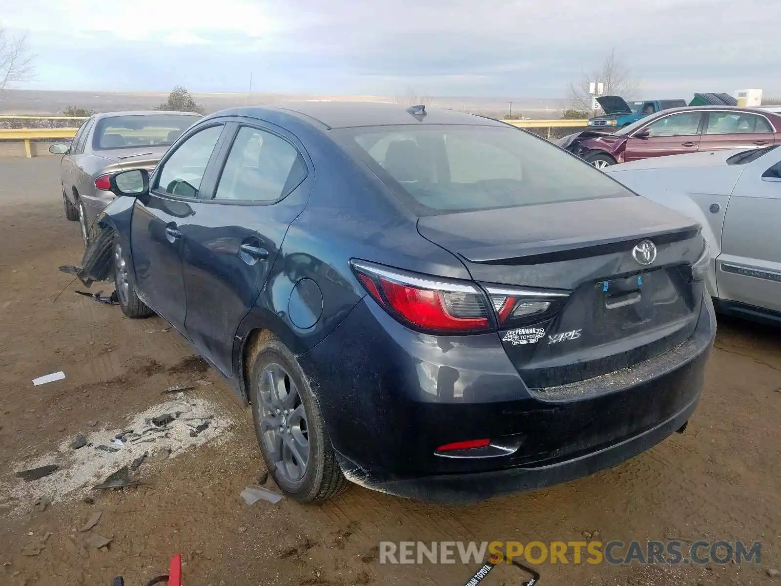 3 Photograph of a damaged car 3MYDLBYV6KY521299 TOYOTA YARIS 2019