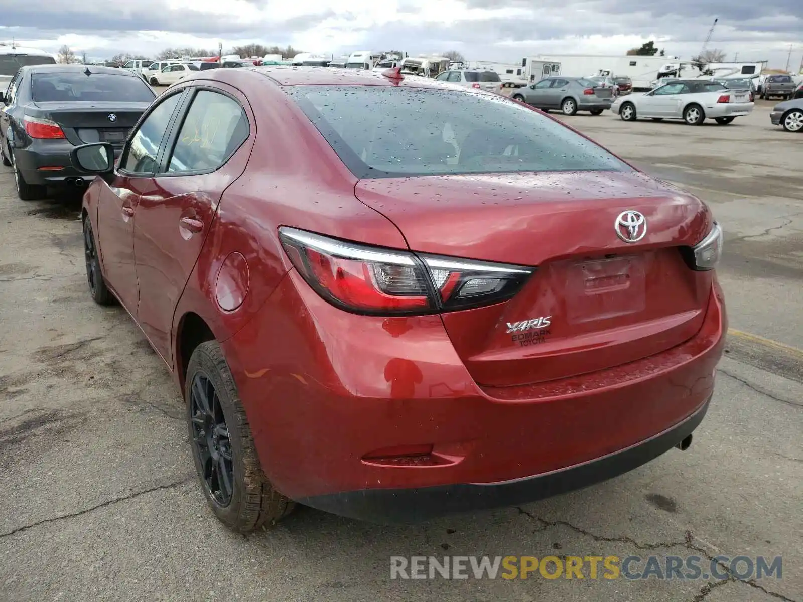 3 Photograph of a damaged car 3MYDLBYV6KY521948 TOYOTA YARIS 2019