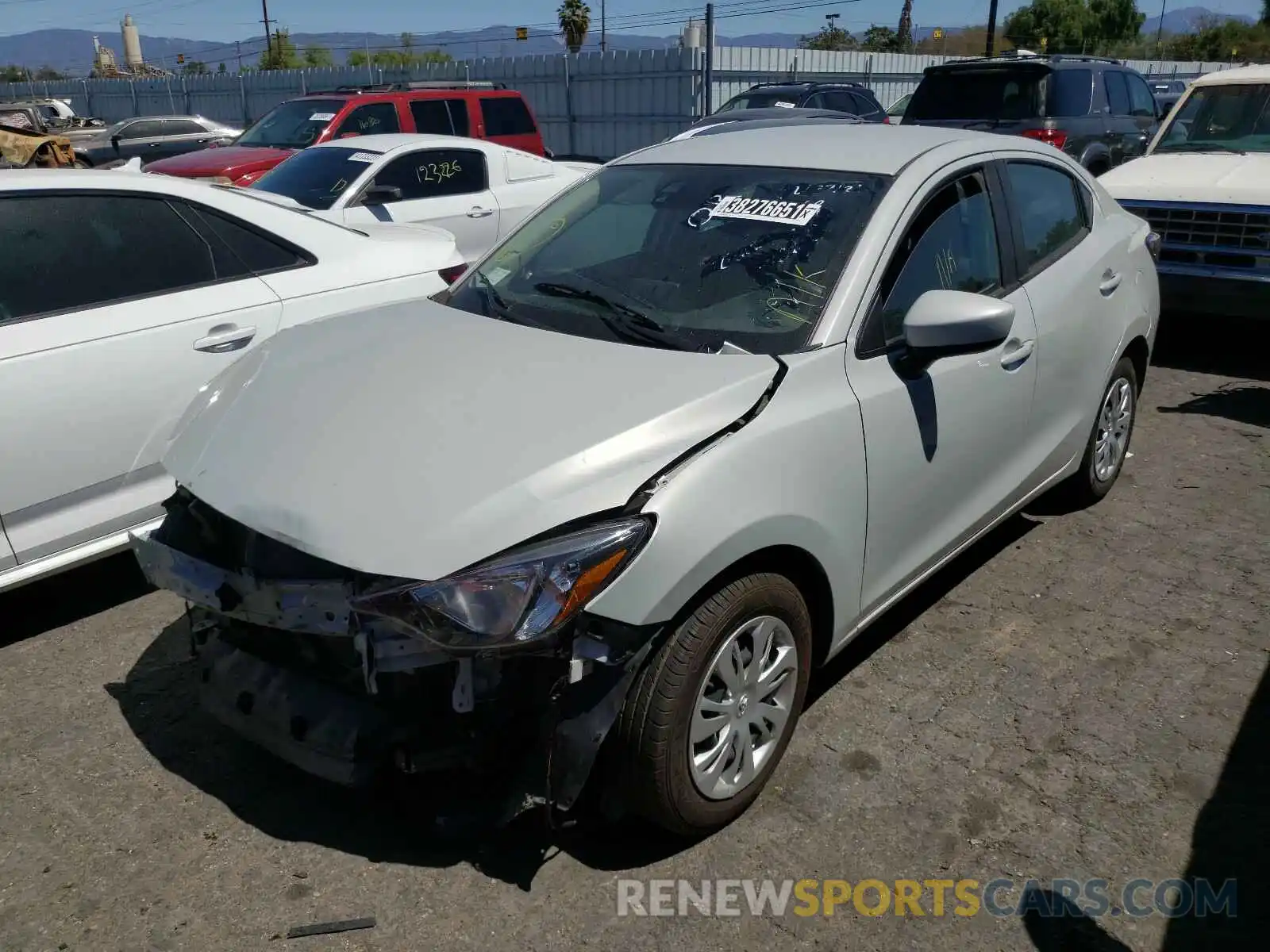 2 Photograph of a damaged car 3MYDLBYV6KY522534 TOYOTA YARIS 2019