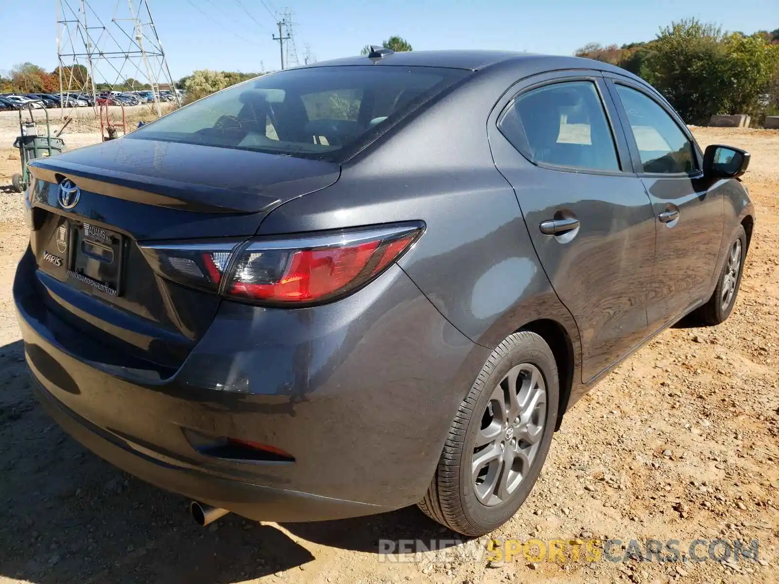 4 Photograph of a damaged car 3MYDLBYV6KY524073 TOYOTA YARIS 2019