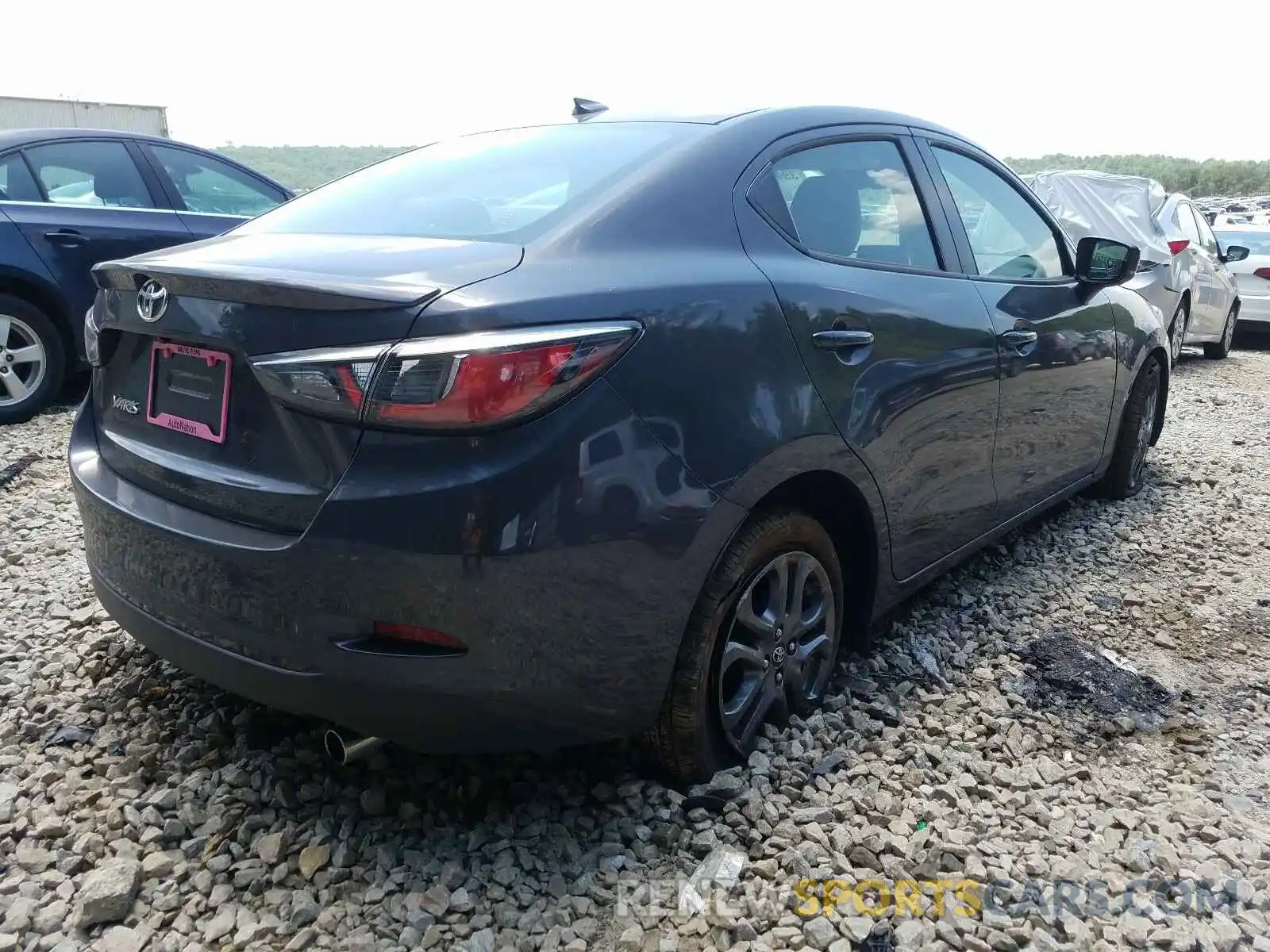 4 Photograph of a damaged car 3MYDLBYV6KY524378 TOYOTA YARIS 2019