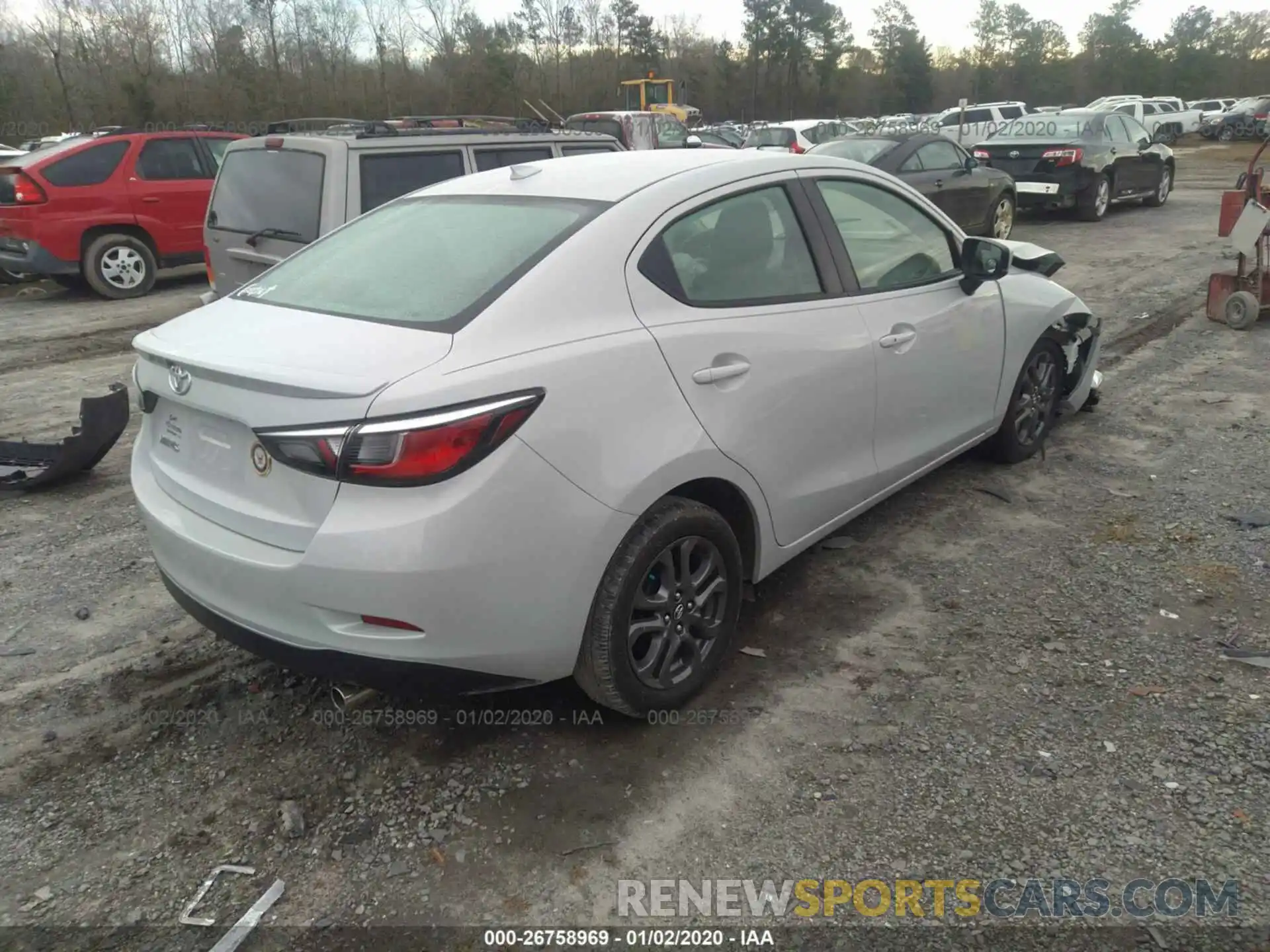 4 Photograph of a damaged car 3MYDLBYV6KY525272 TOYOTA YARIS 2019