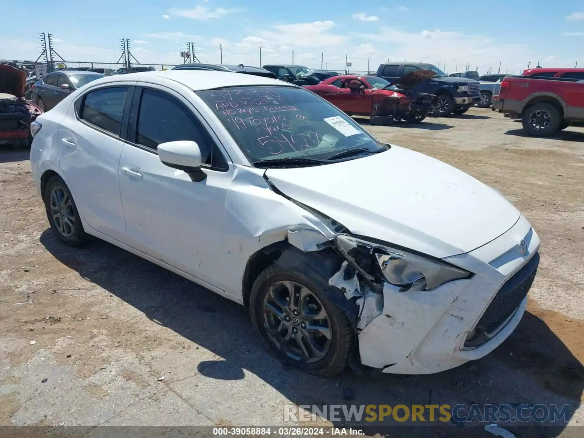 1 Photograph of a damaged car 3MYDLBYV6KY525420 TOYOTA YARIS 2019