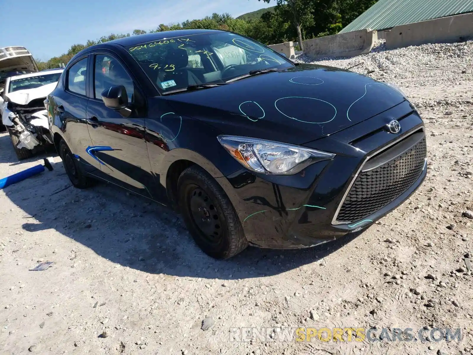 1 Photograph of a damaged car 3MYDLBYV6KY526146 TOYOTA YARIS 2019