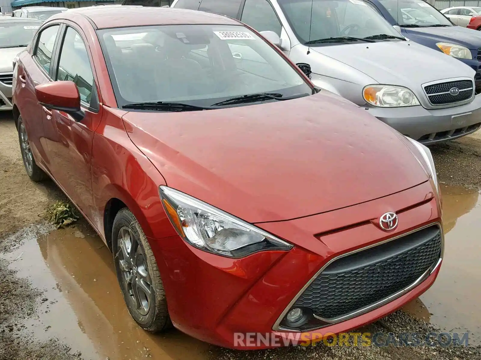 1 Photograph of a damaged car 3MYDLBYV6KY526163 TOYOTA YARIS 2019