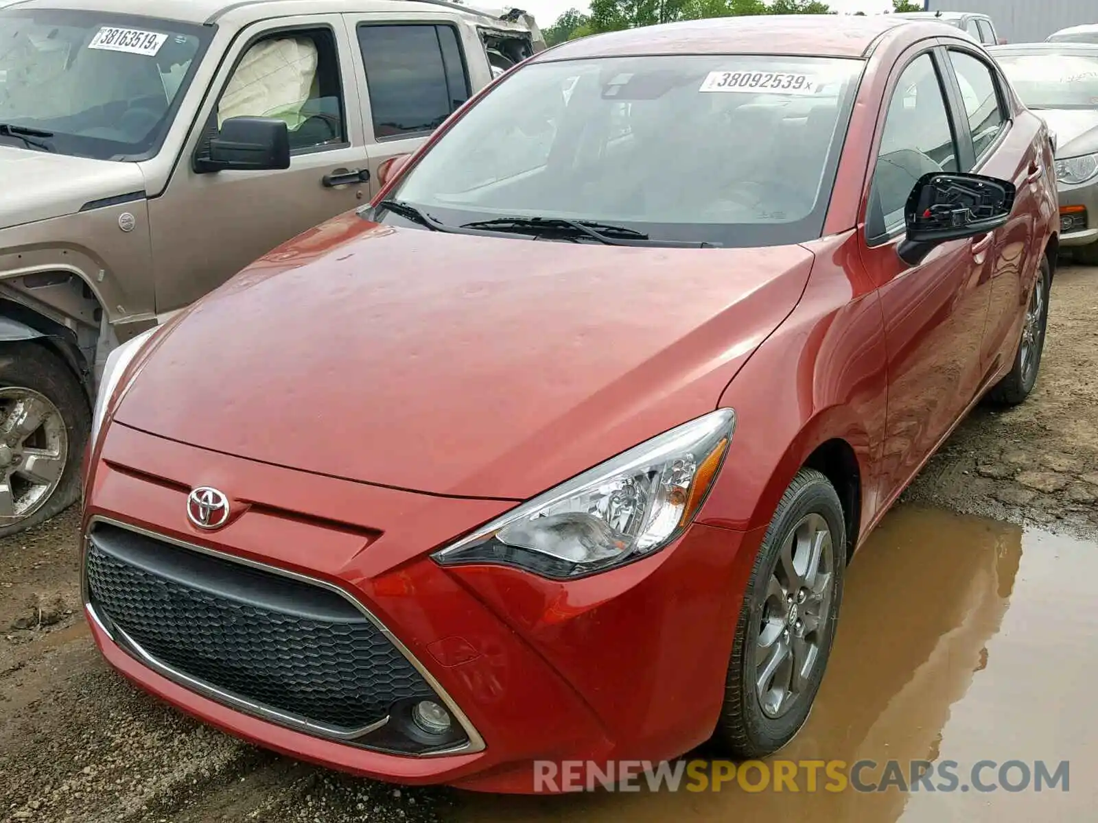 2 Photograph of a damaged car 3MYDLBYV6KY526163 TOYOTA YARIS 2019