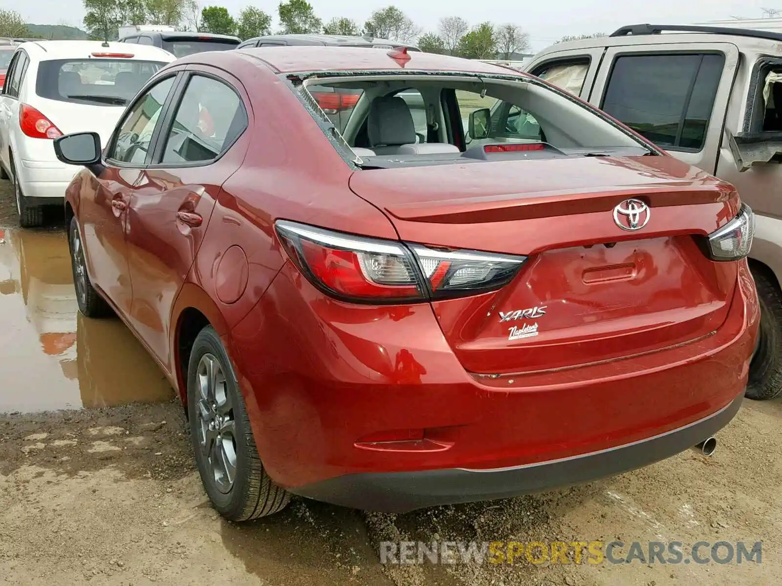 3 Photograph of a damaged car 3MYDLBYV6KY526163 TOYOTA YARIS 2019