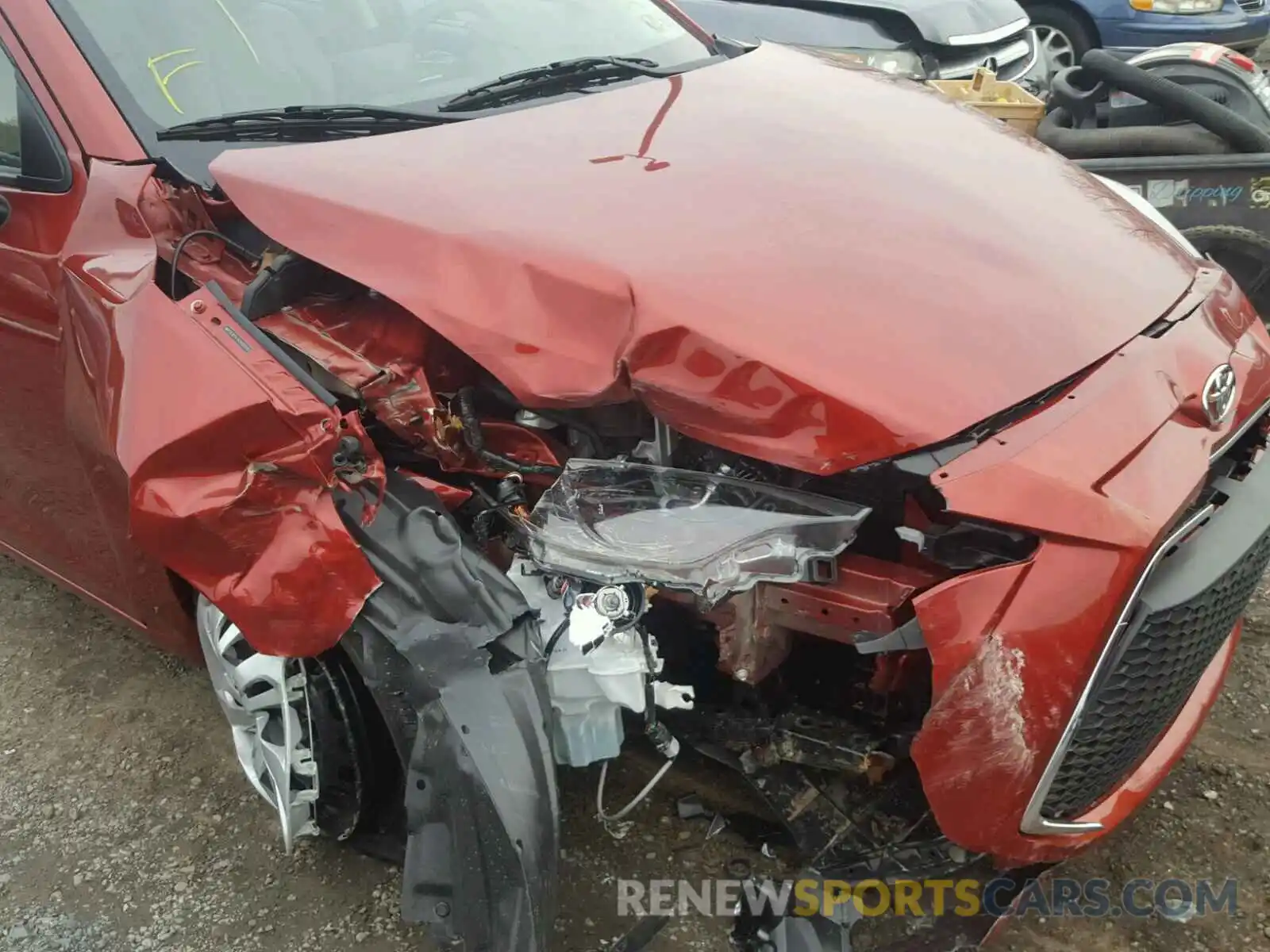 9 Photograph of a damaged car 3MYDLBYV7KY500283 TOYOTA YARIS 2019