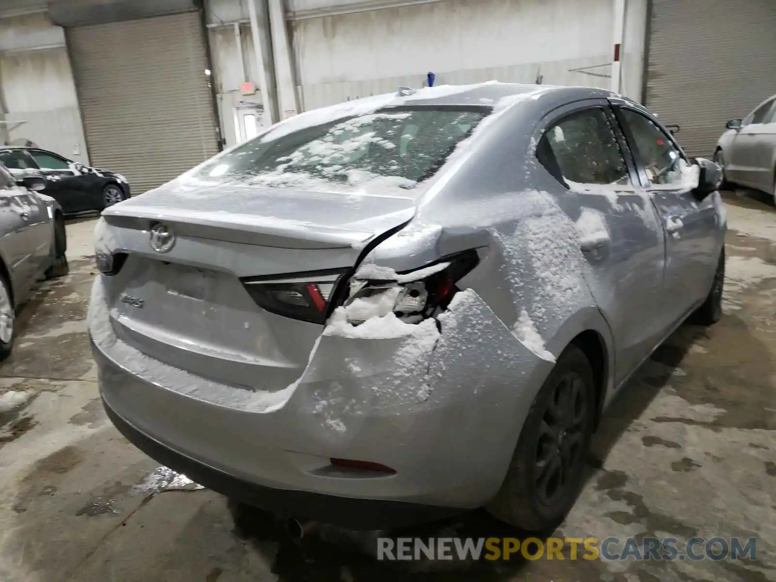 4 Photograph of a damaged car 3MYDLBYV7KY504009 TOYOTA YARIS 2019