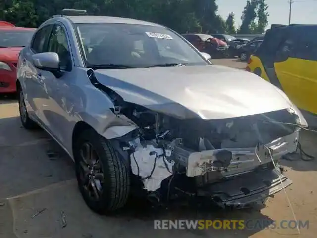 1 Photograph of a damaged car 3MYDLBYV7KY505211 TOYOTA YARIS 2019