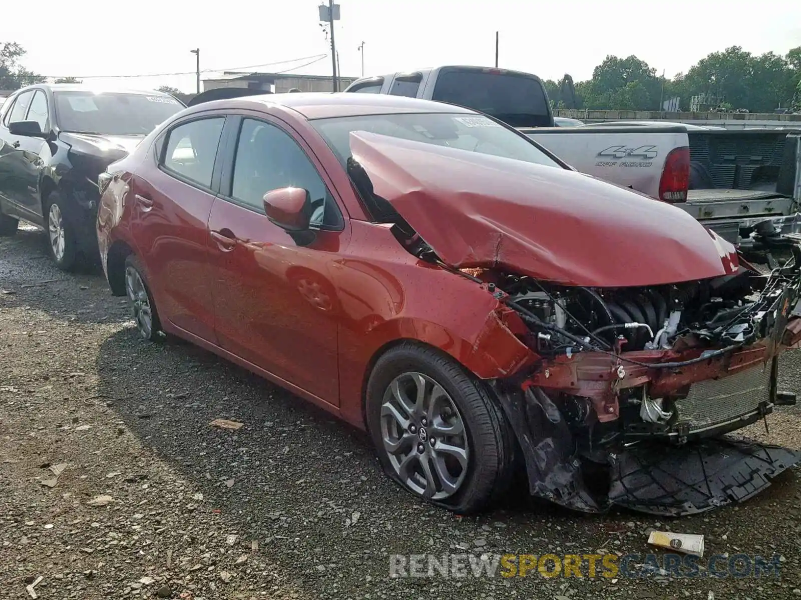 1 Photograph of a damaged car 3MYDLBYV7KY506410 TOYOTA YARIS 2019