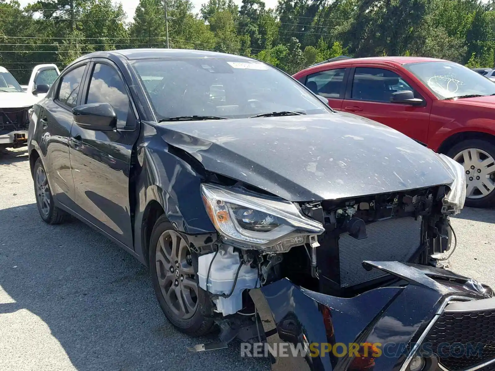 1 Photograph of a damaged car 3MYDLBYV7KY507623 TOYOTA YARIS 2019