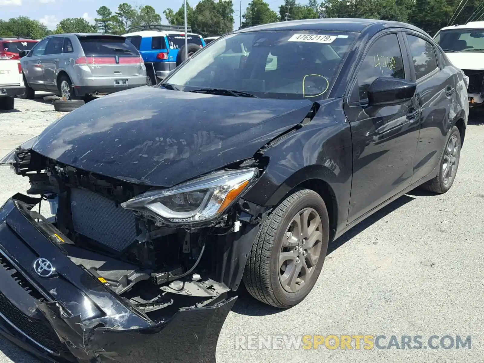 2 Photograph of a damaged car 3MYDLBYV7KY507623 TOYOTA YARIS 2019