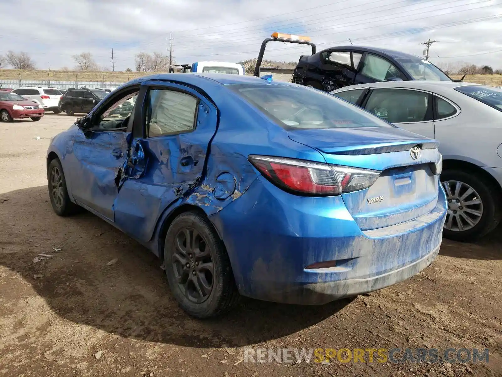 3 Photograph of a damaged car 3MYDLBYV7KY507640 TOYOTA YARIS 2019