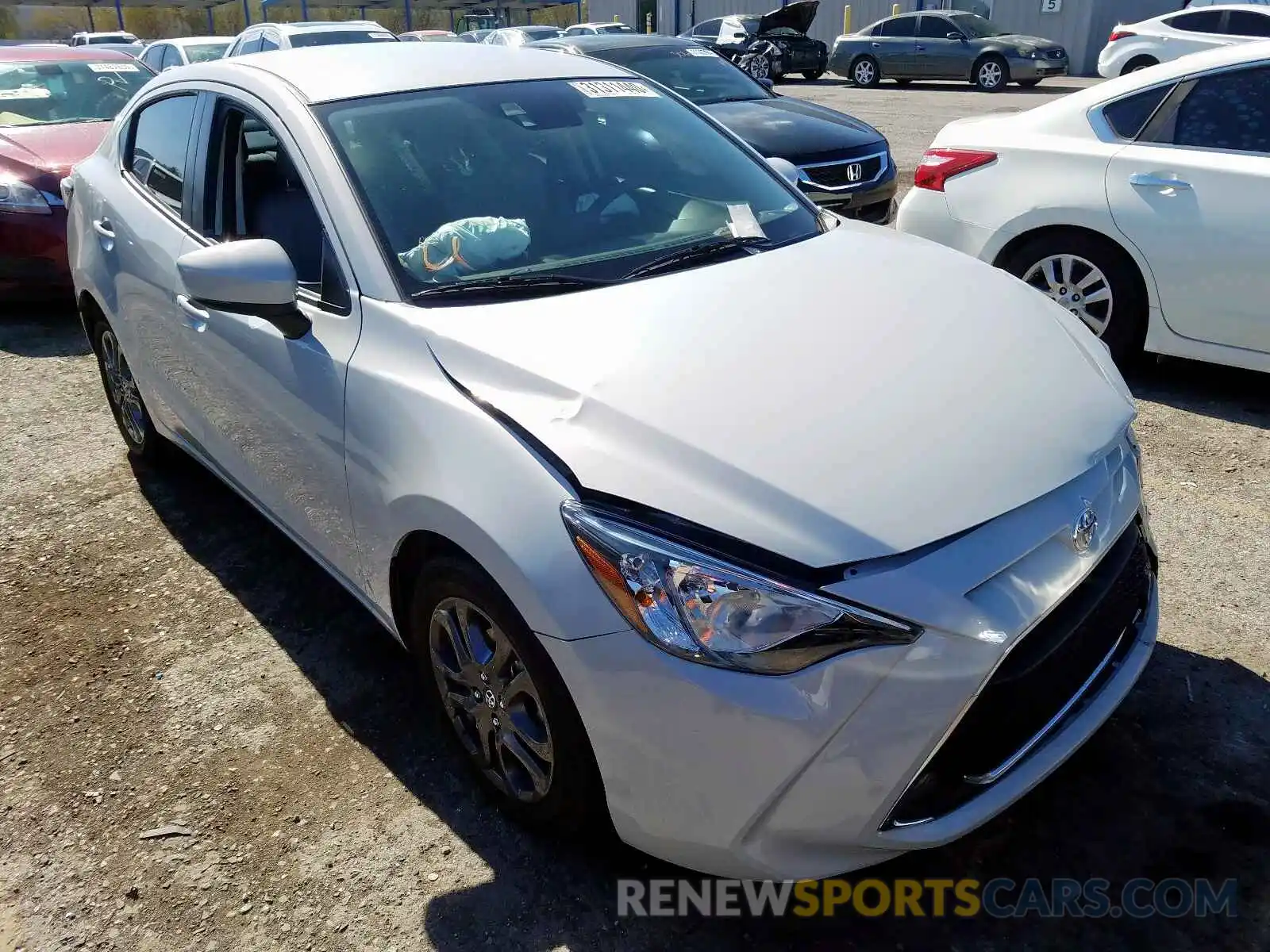 1 Photograph of a damaged car 3MYDLBYV7KY508254 TOYOTA YARIS 2019