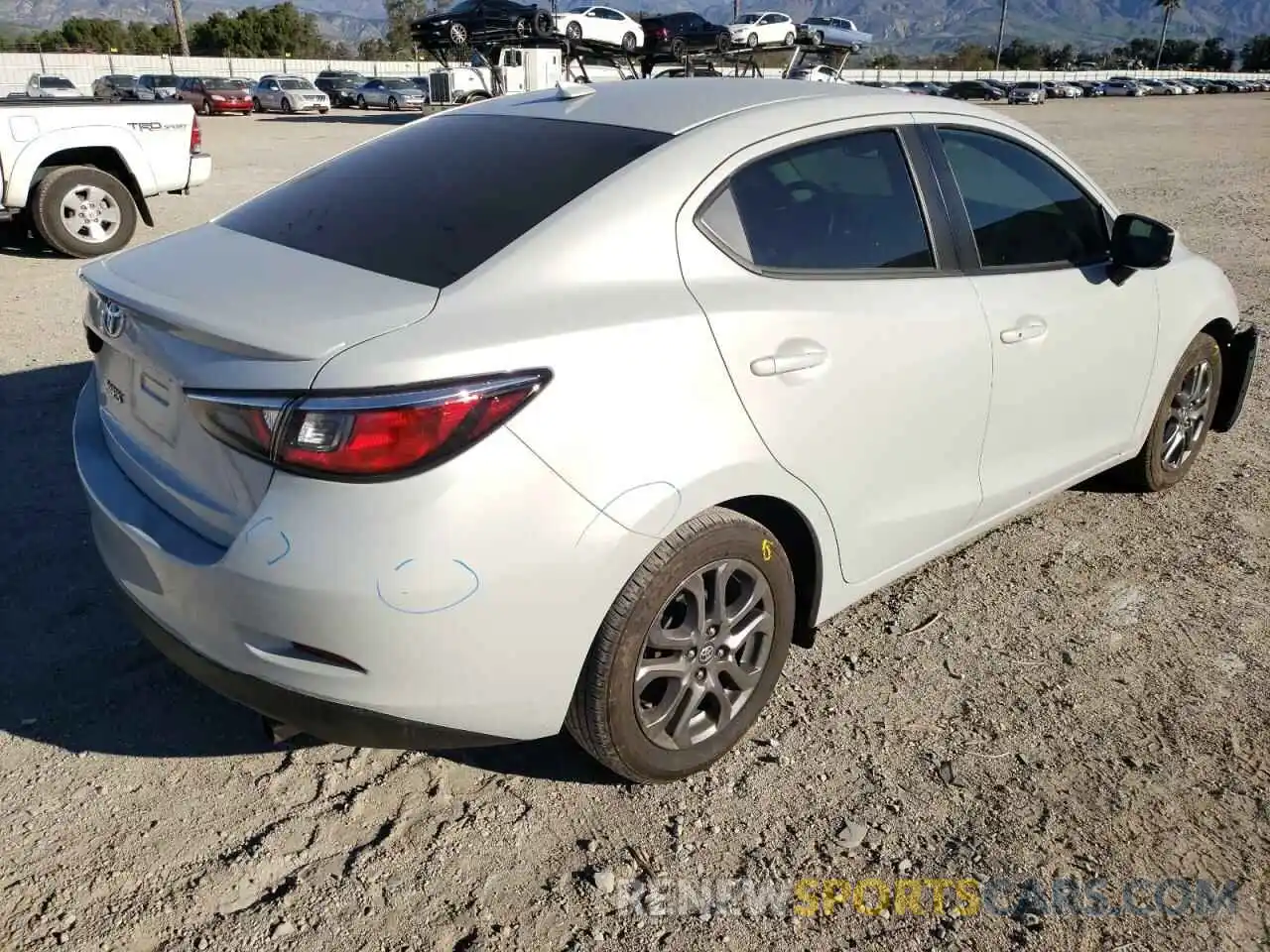 4 Photograph of a damaged car 3MYDLBYV7KY508268 TOYOTA YARIS 2019