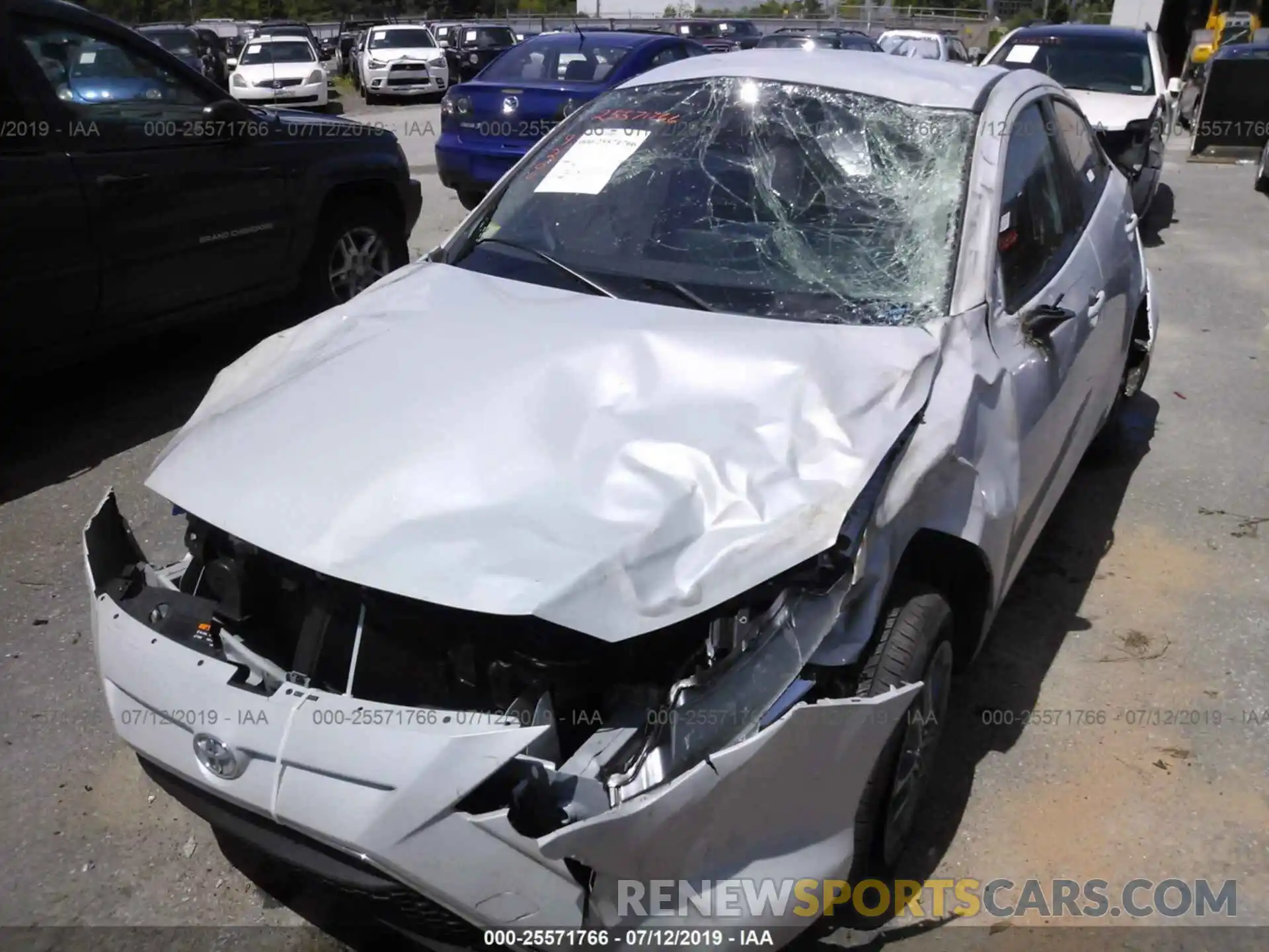 2 Photograph of a damaged car 3MYDLBYV7KY510005 TOYOTA YARIS 2019