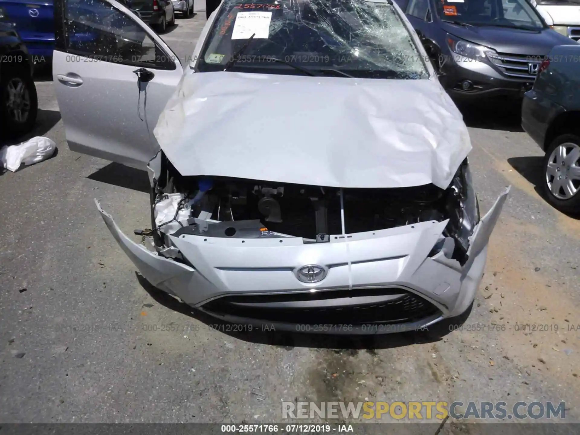 6 Photograph of a damaged car 3MYDLBYV7KY510005 TOYOTA YARIS 2019