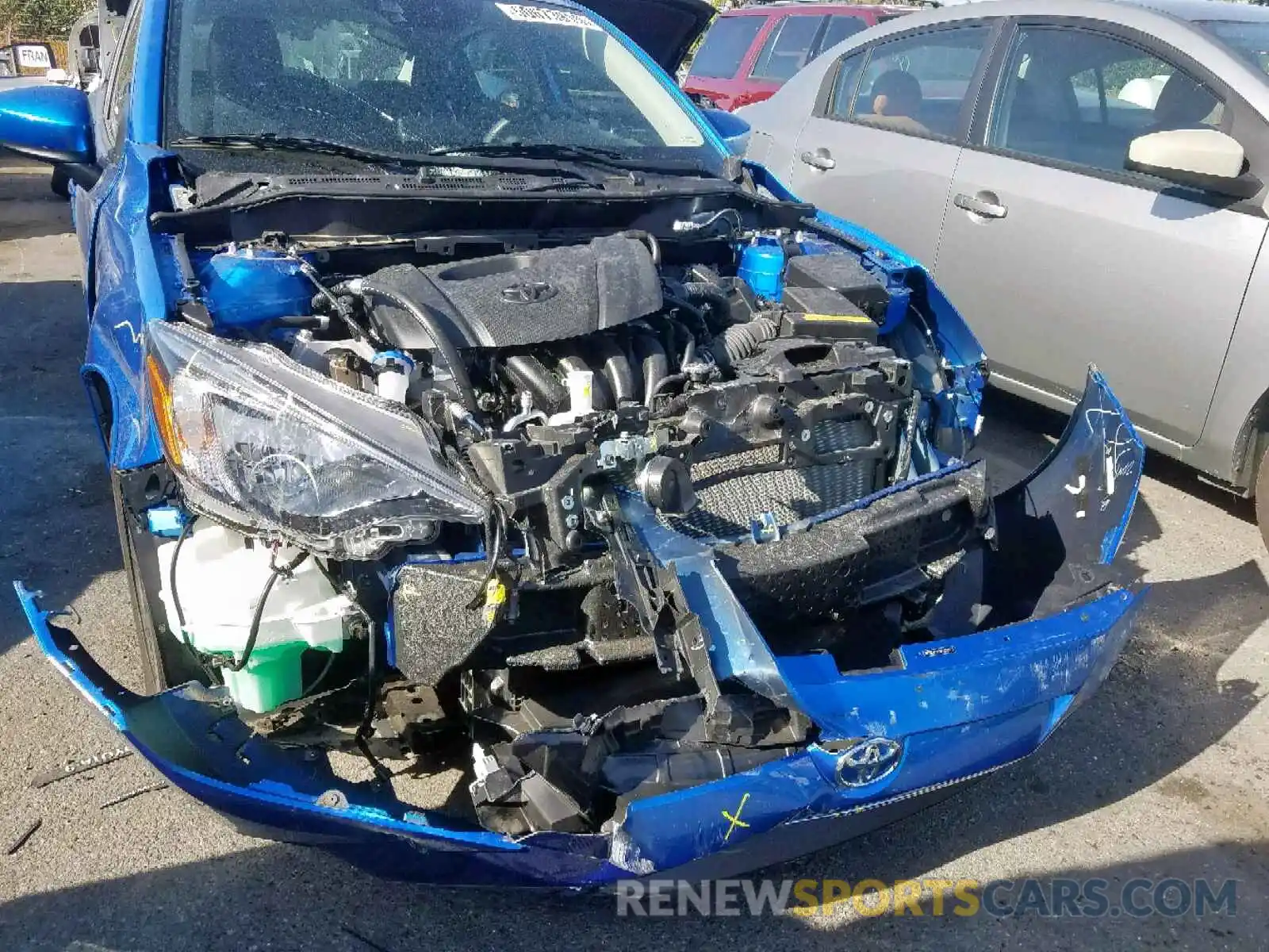 9 Photograph of a damaged car 3MYDLBYV7KY512837 TOYOTA YARIS 2019