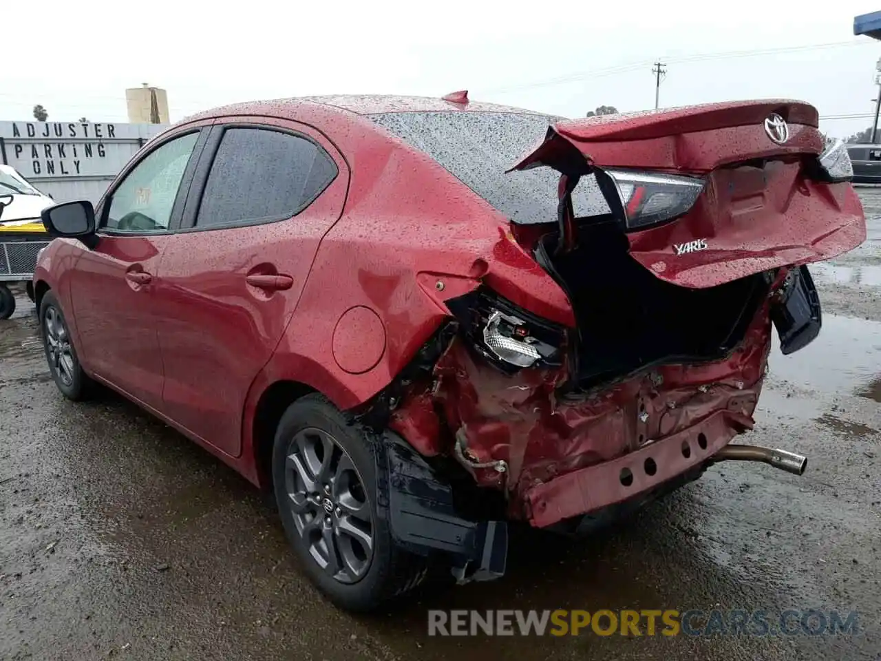 3 Photograph of a damaged car 3MYDLBYV7KY513552 TOYOTA YARIS 2019