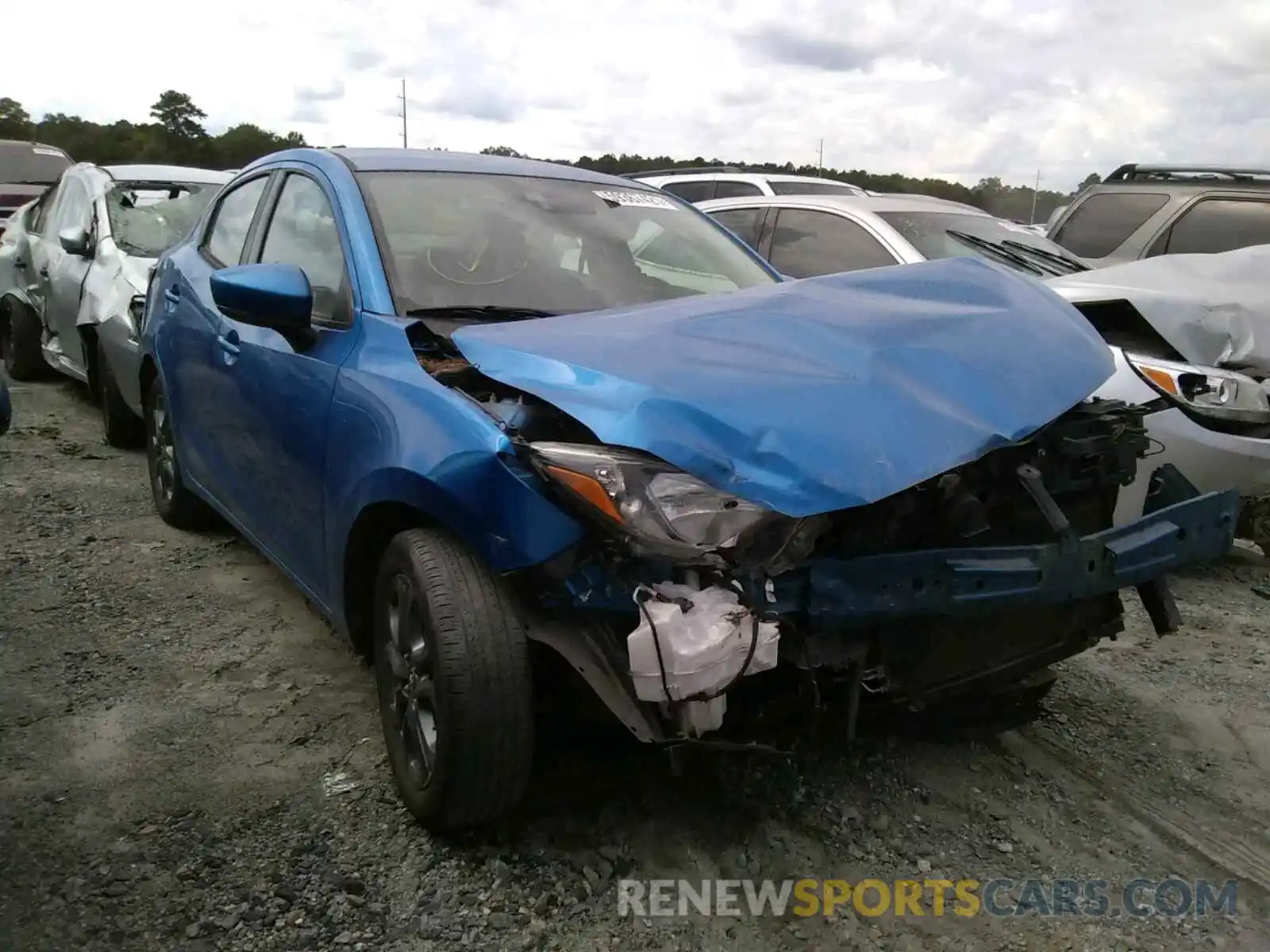 1 Photograph of a damaged car 3MYDLBYV7KY513874 TOYOTA YARIS 2019