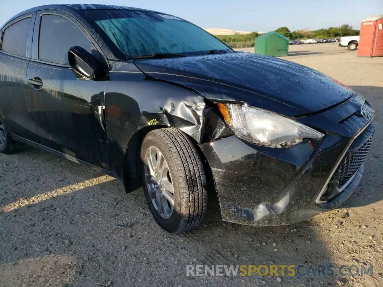 9 Photograph of a damaged car 3MYDLBYV7KY513941 TOYOTA YARIS 2019