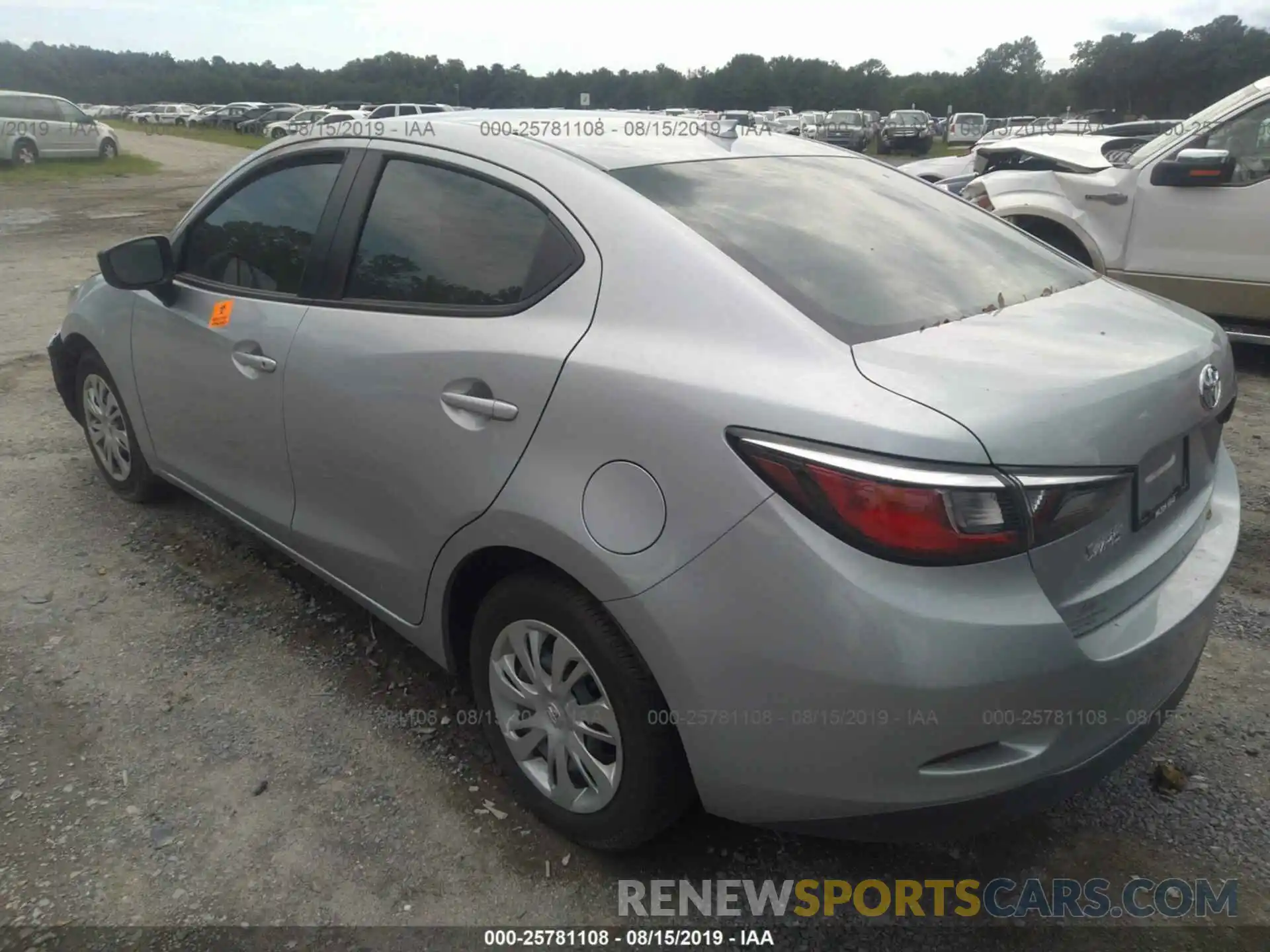 3 Photograph of a damaged car 3MYDLBYV7KY514216 TOYOTA YARIS 2019