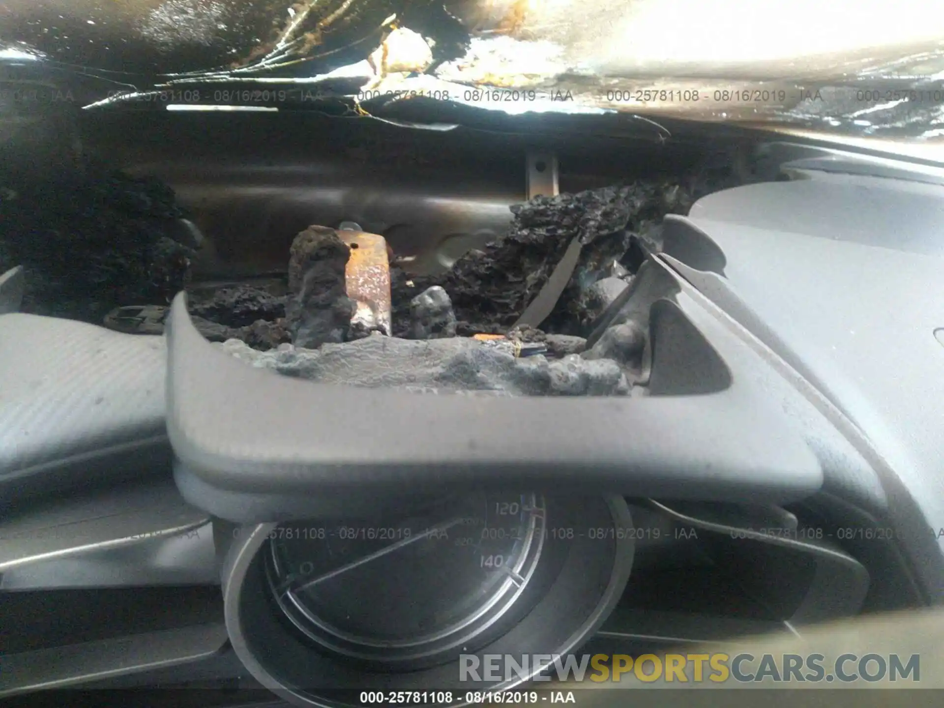 6 Photograph of a damaged car 3MYDLBYV7KY514216 TOYOTA YARIS 2019