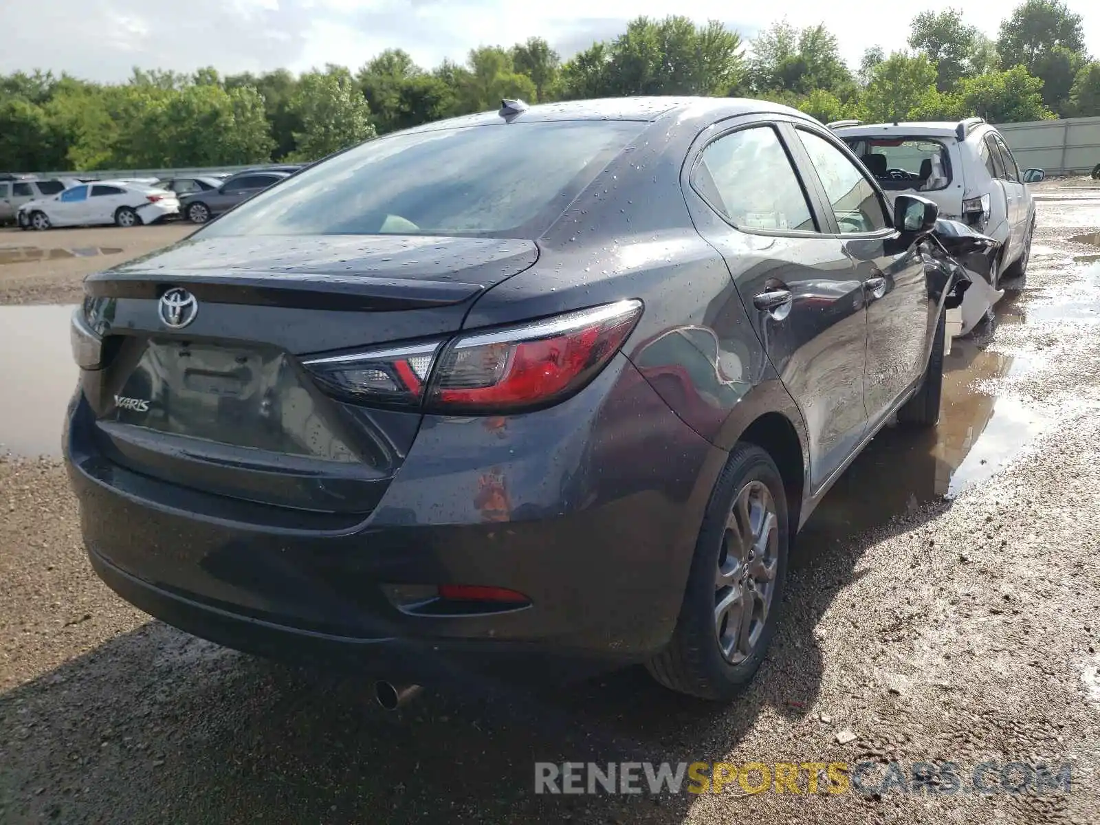 4 Photograph of a damaged car 3MYDLBYV7KY514605 TOYOTA YARIS 2019