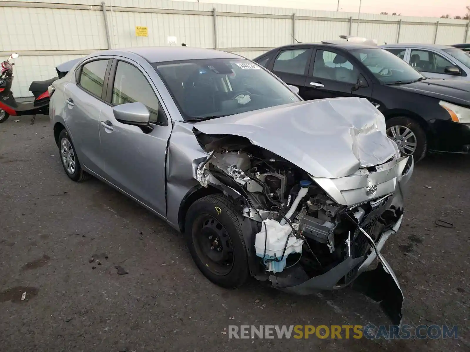 1 Photograph of a damaged car 3MYDLBYV7KY514717 TOYOTA YARIS 2019