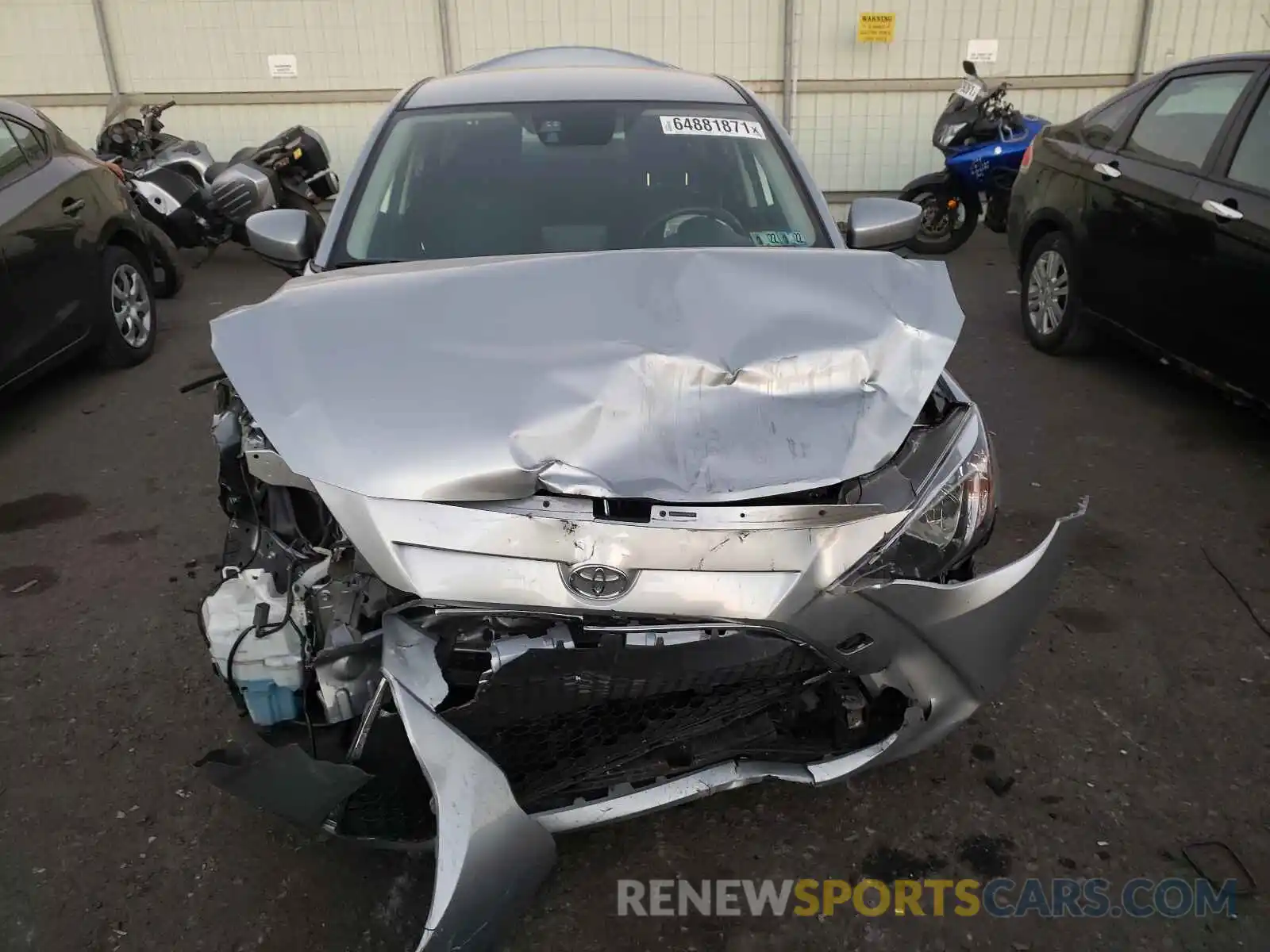 7 Photograph of a damaged car 3MYDLBYV7KY514717 TOYOTA YARIS 2019