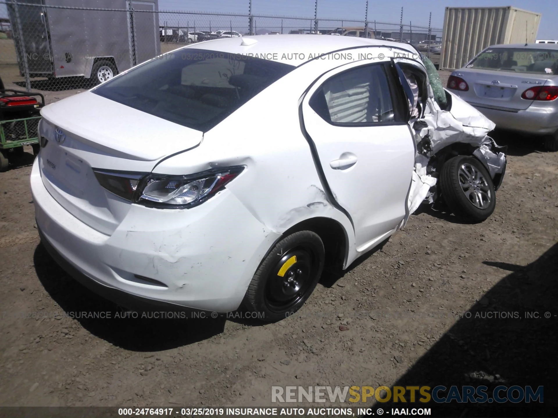 4 Photograph of a damaged car 3MYDLBYV7KY516712 TOYOTA YARIS 2019