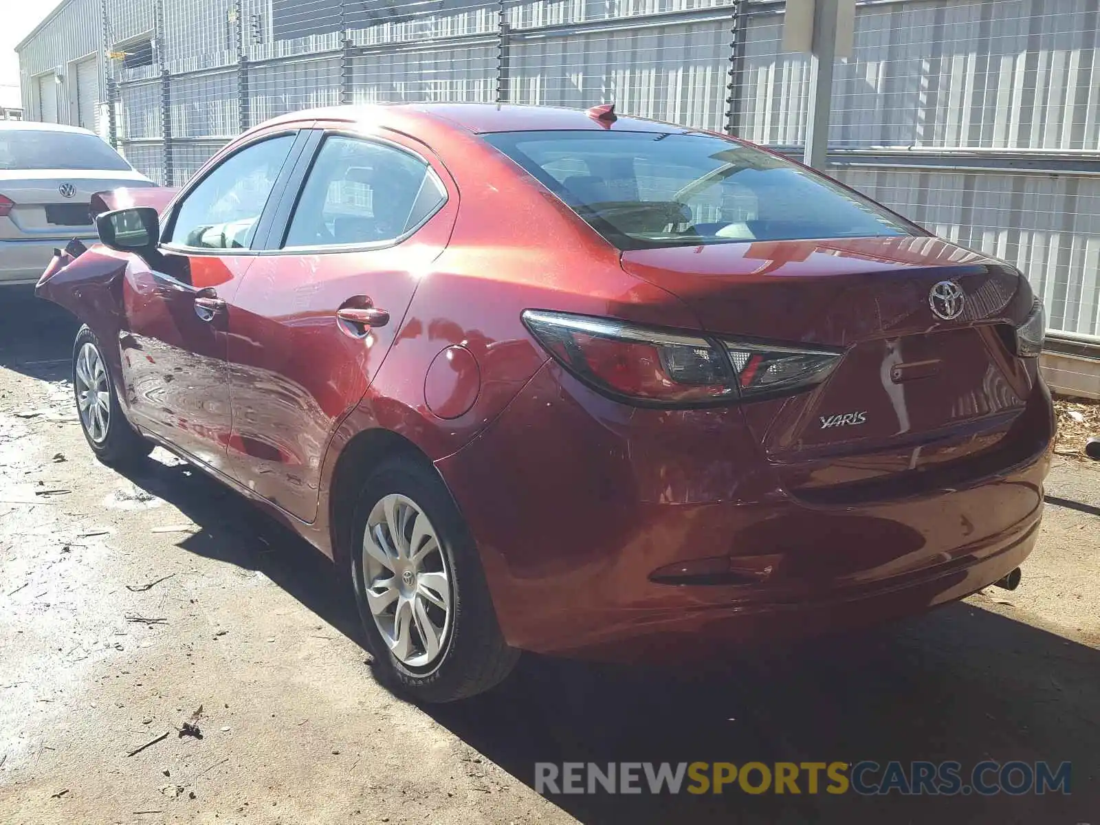 3 Photograph of a damaged car 3MYDLBYV7KY517455 TOYOTA YARIS 2019