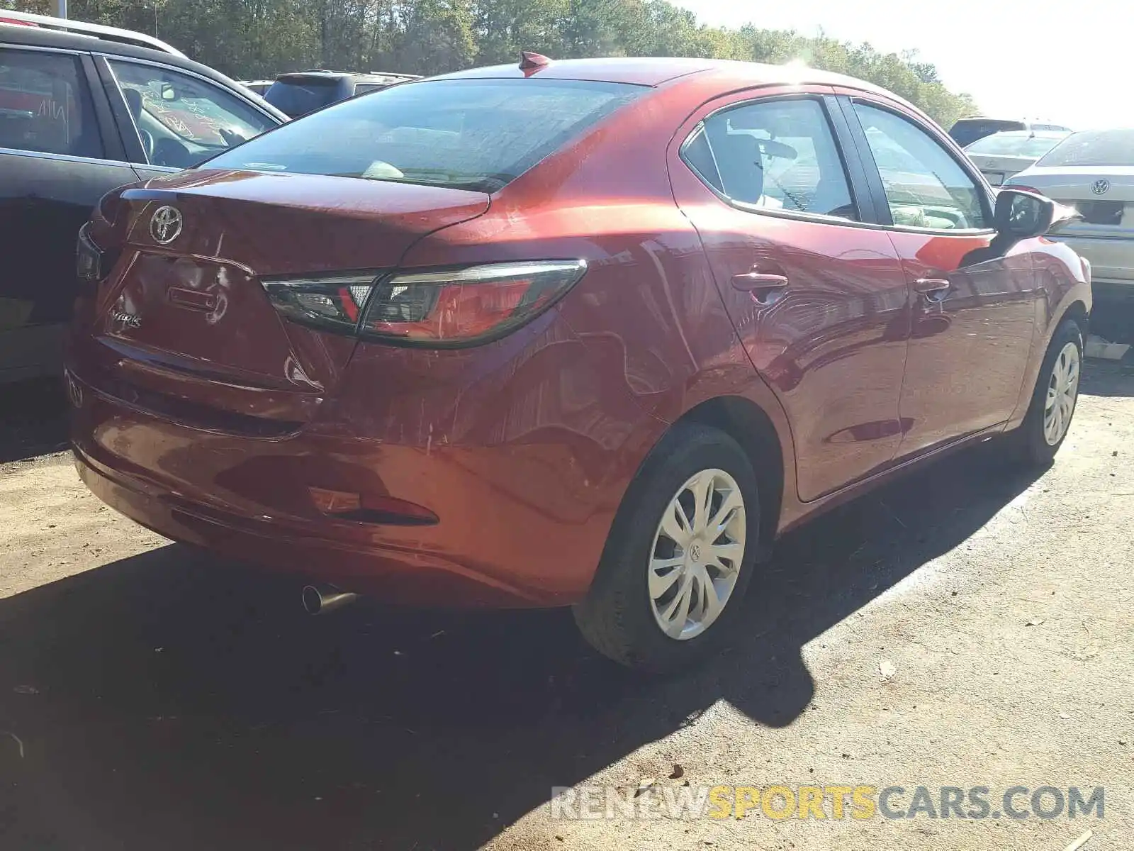 4 Photograph of a damaged car 3MYDLBYV7KY517455 TOYOTA YARIS 2019